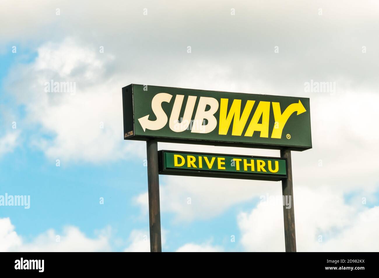 Subway sandwich shop highway restaurant sign Stock Photo - Alamy Subway sandwich shop highway restaurant sign Stock Photo - Alamy