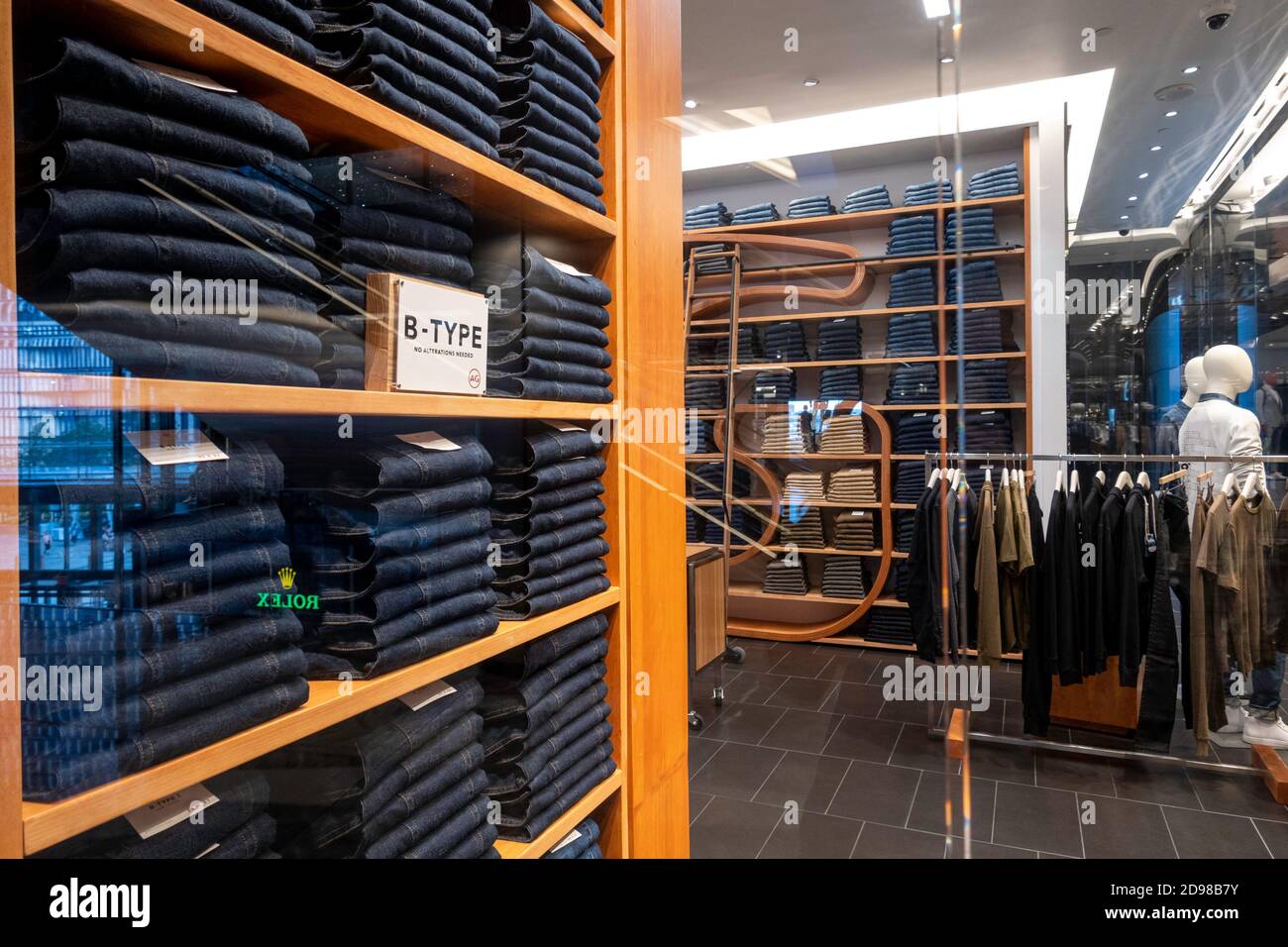 Hudson jeans hi-res stock photography and images - Alamy