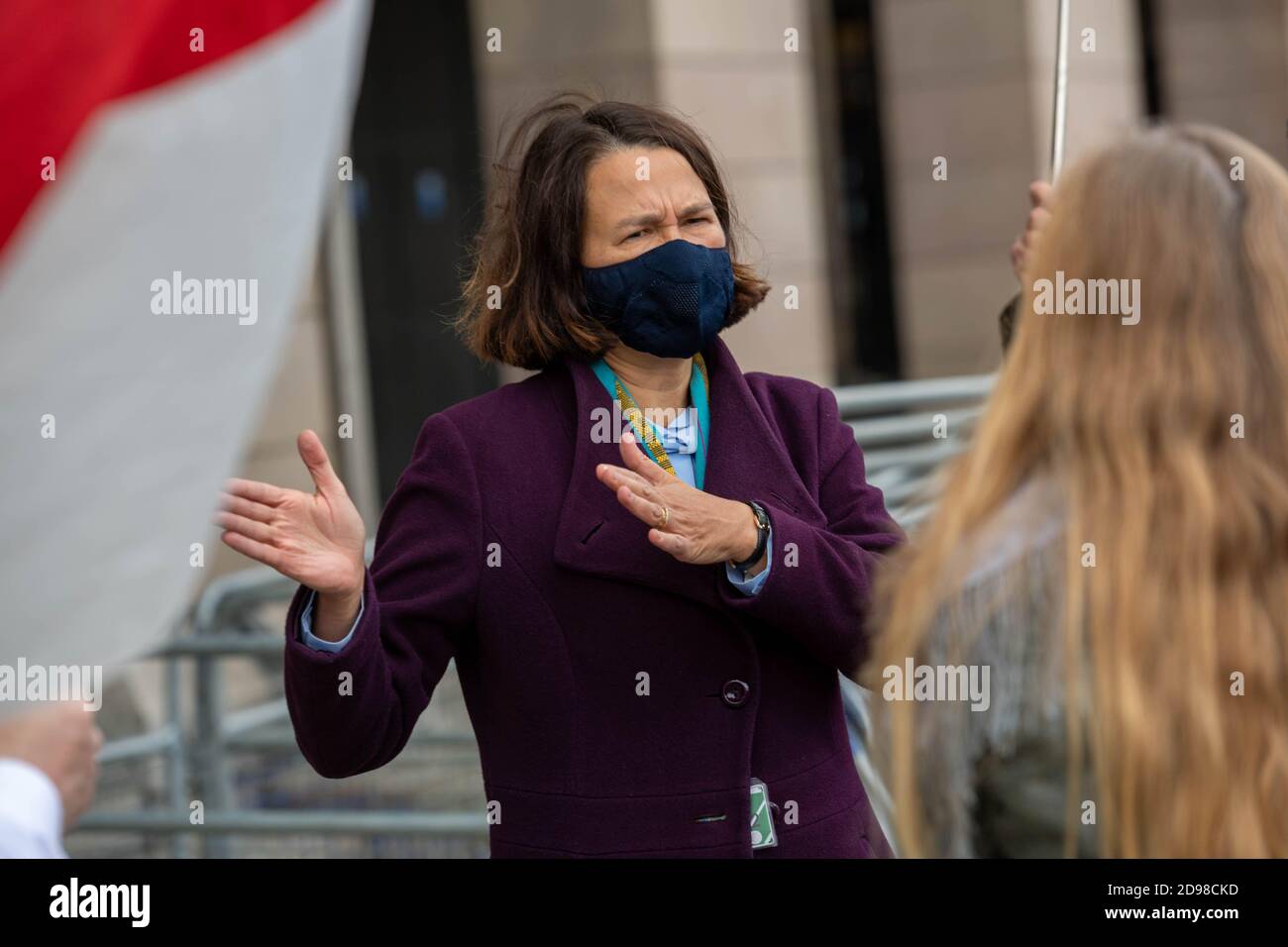 London UK Catherine West, Labour MP for Hornsey & Wood Green and Shadow Foreign Minister (Europe & Americas) meets with protesters outside Portcullis House, seeking greater sanctions agansit the regime in Belarus. Credit: Ian Davidson/Alamy Live News Stock Photo