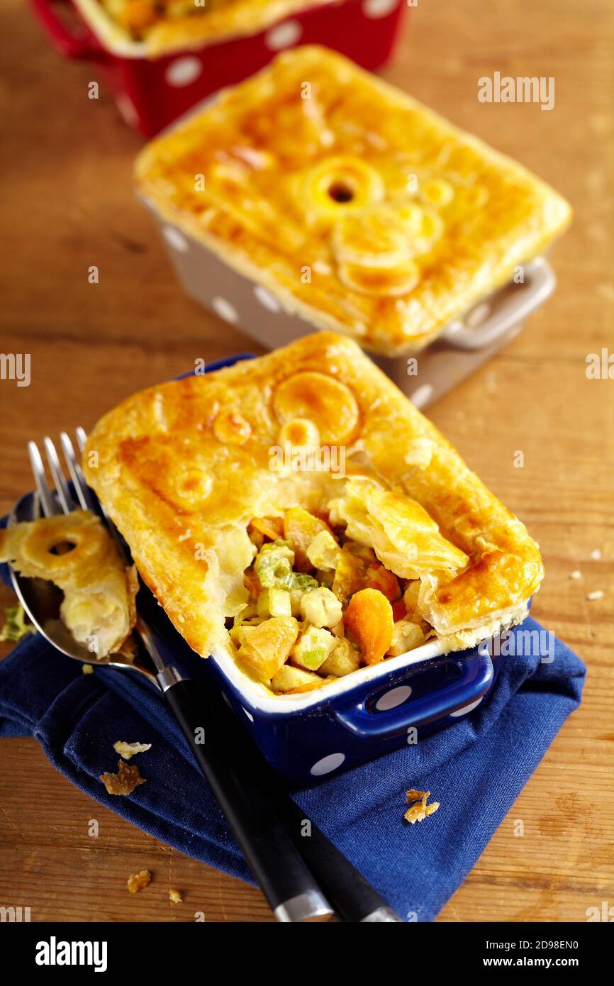 Chicken curry pie UK+Irish rights only call office for any other