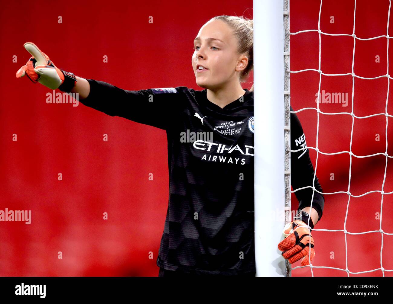 manchester-city-goalkeeper-ellie-roebuck-during-the-women-s-fa-cup