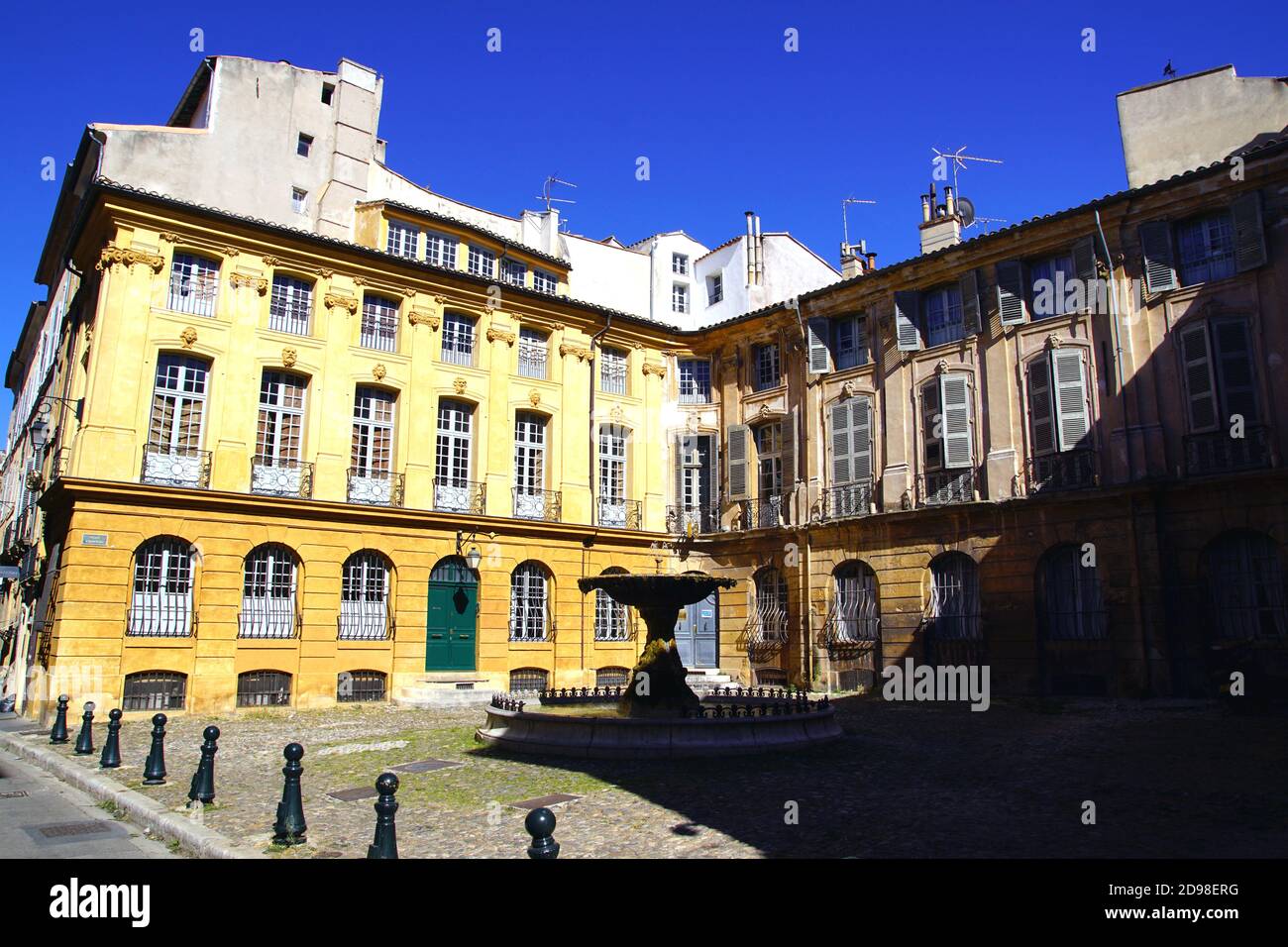 Fountain albertas aix hi-res stock photography and images - Alamy