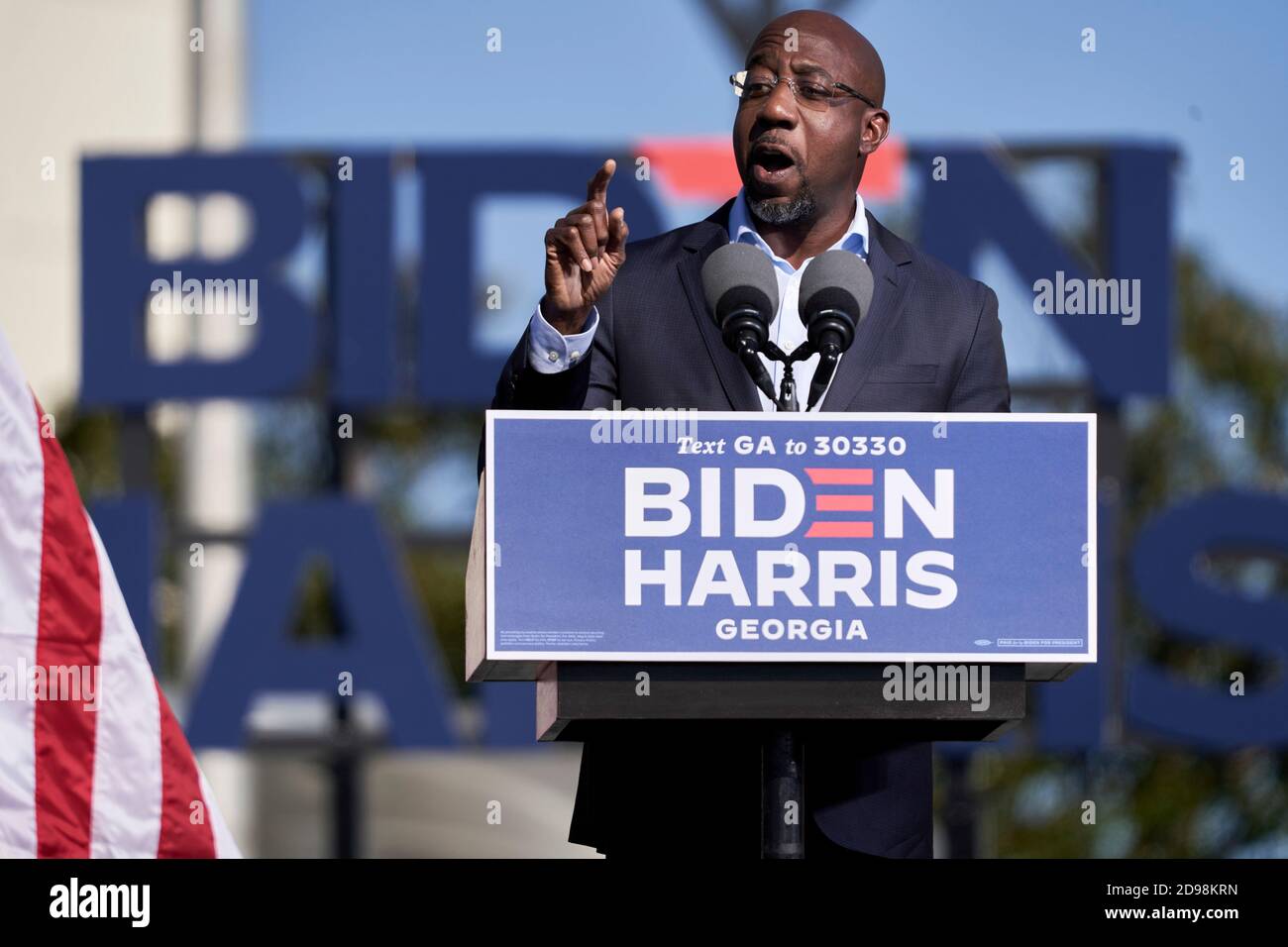 Atlanta, United States. 02nd Nov, 2020. Reverend Raphael Warnock addresses drive-in rally on election eve to get out the vote for Joe Biden, Jon Ossoff and Raphael Warnock on November 2, 2020 in Atlanta, Georgia Credit: Sanjeev Singhal/The News Access Credit: The Photo Access/Alamy Live News Stock Photo