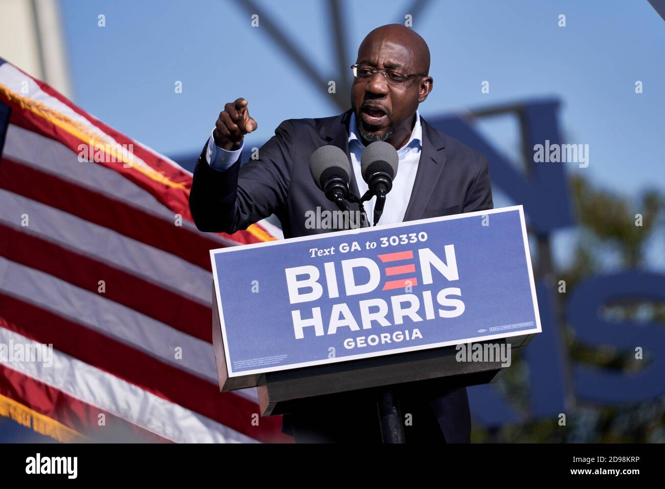 Atlanta, United States. 02nd Nov, 2020. Reverend Raphael Warnock addresses drive-in rally on election eve to get out the vote for Joe Biden, Jon Ossoff and Raphael Warnock on November 2, 2020 in Atlanta, Georgia Credit: Sanjeev Singhal/The News Access Credit: The Photo Access/Alamy Live News Stock Photo