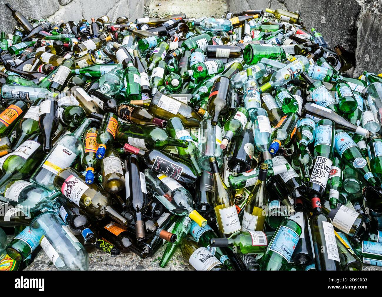 Glass bottles at a recycling facility Stock Photo Alamy