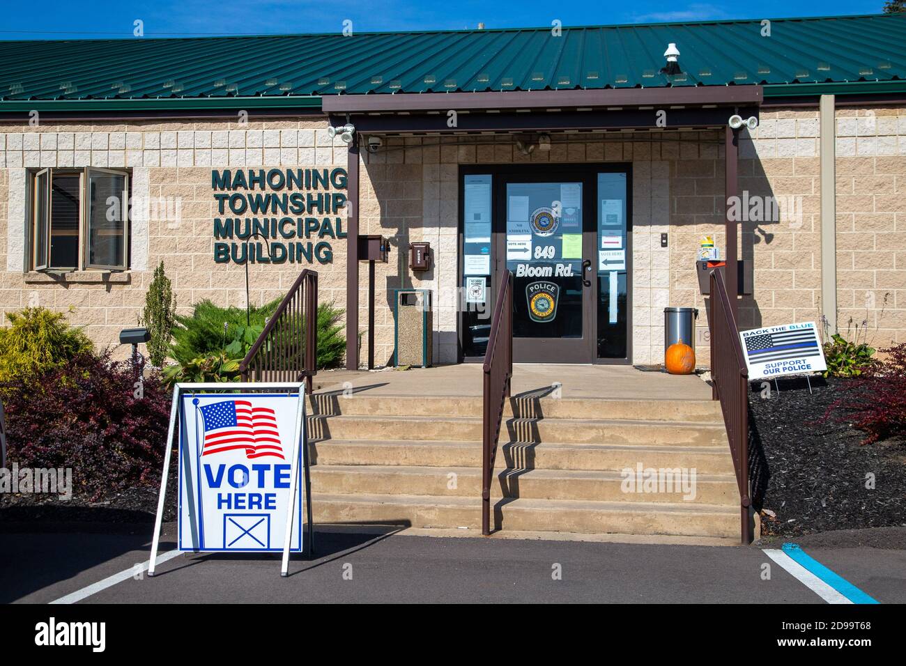 Danville, United States. 03rd Nov, 2020. There was no line at the polling place at the Mahoning Township Municipal Building at midday on November 3, 2020. (photo by Paul Weaver/Sipa USA) Credit: Sipa USA/Alamy Live News Stock Photo
