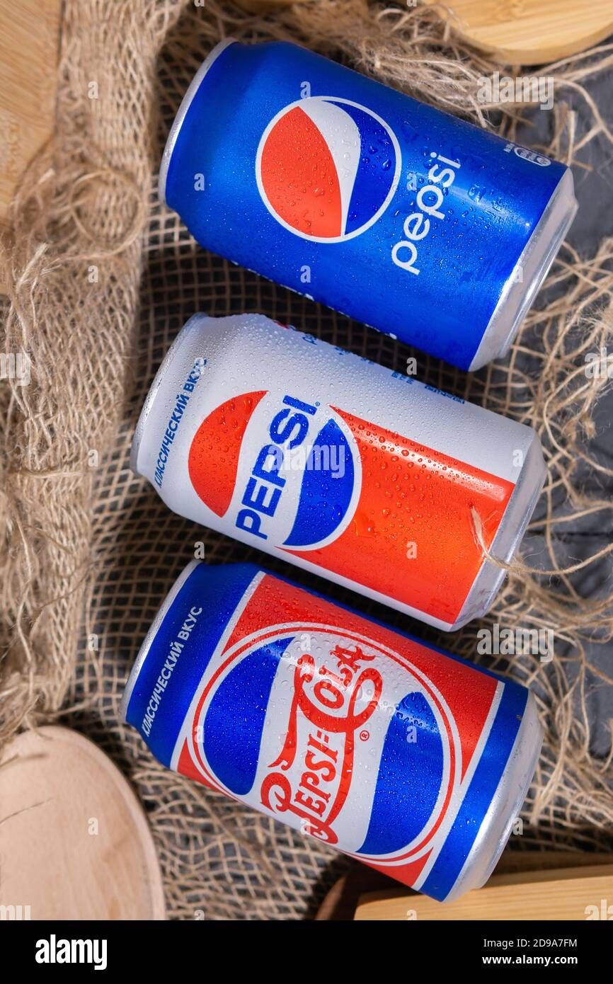 Tyumen, Russia-November 01, 2020: cans of Pepsi logo with design from the  40s, 50s, 80s and 90s retro, rustic style Stock Photo - Alamy