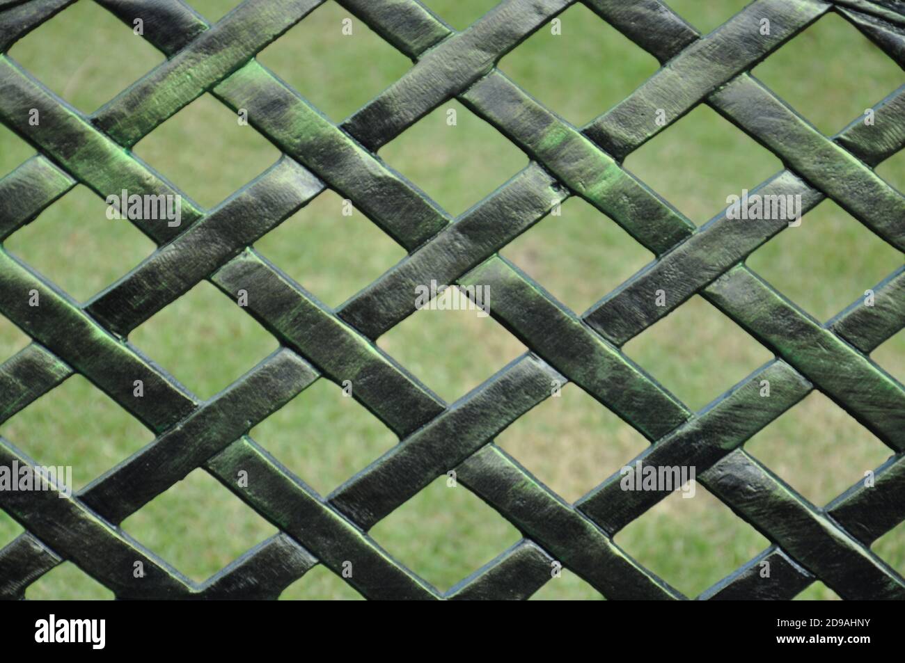 Green wrought iron fence hi-res stock photography and images - Alamy