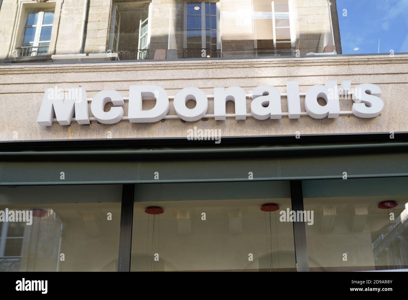 Bordeaux , Aquitaine / France - 11 01 2020 : mc donald logo and text sign of fastfood restaurant Mc Donalds Stock Photo