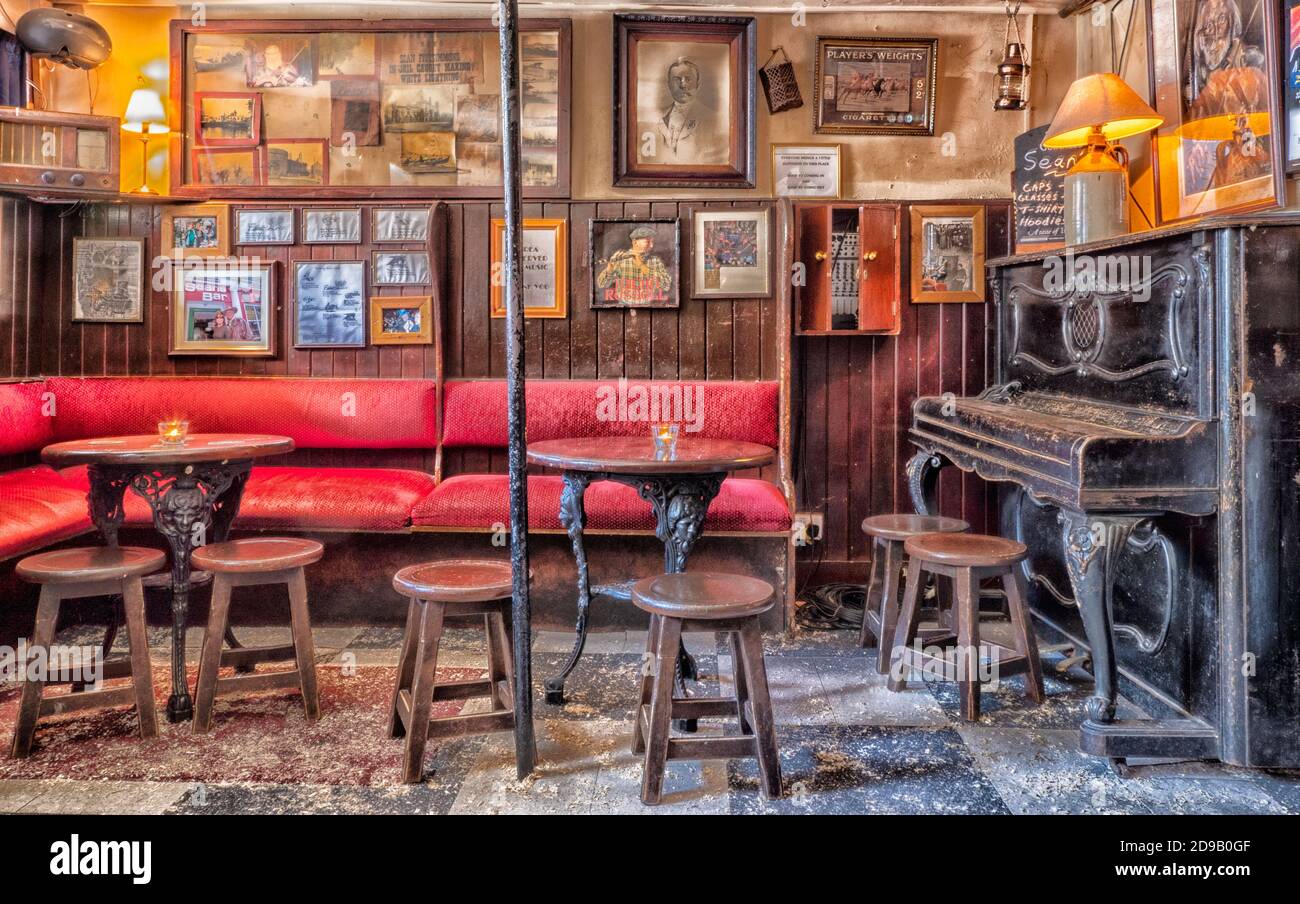 Interior view of the bar at Sean's Bar - public house - Athlone, County Westmeath, Ireland - oldest pub in Ireland. Stock Photo
