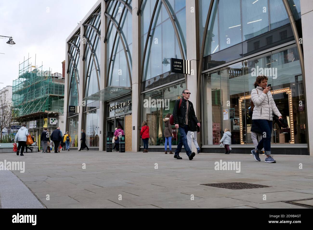 Cheltenham the promenade shops hi-res stock photography and images - Alamy