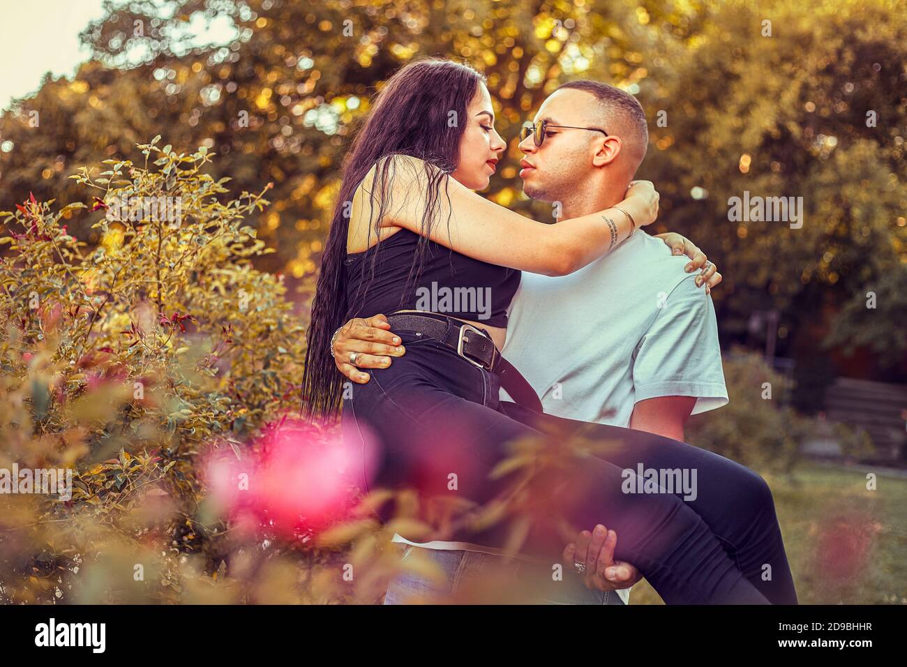 Girl in arms boyfriend hi-res stock photography and images - Alamy