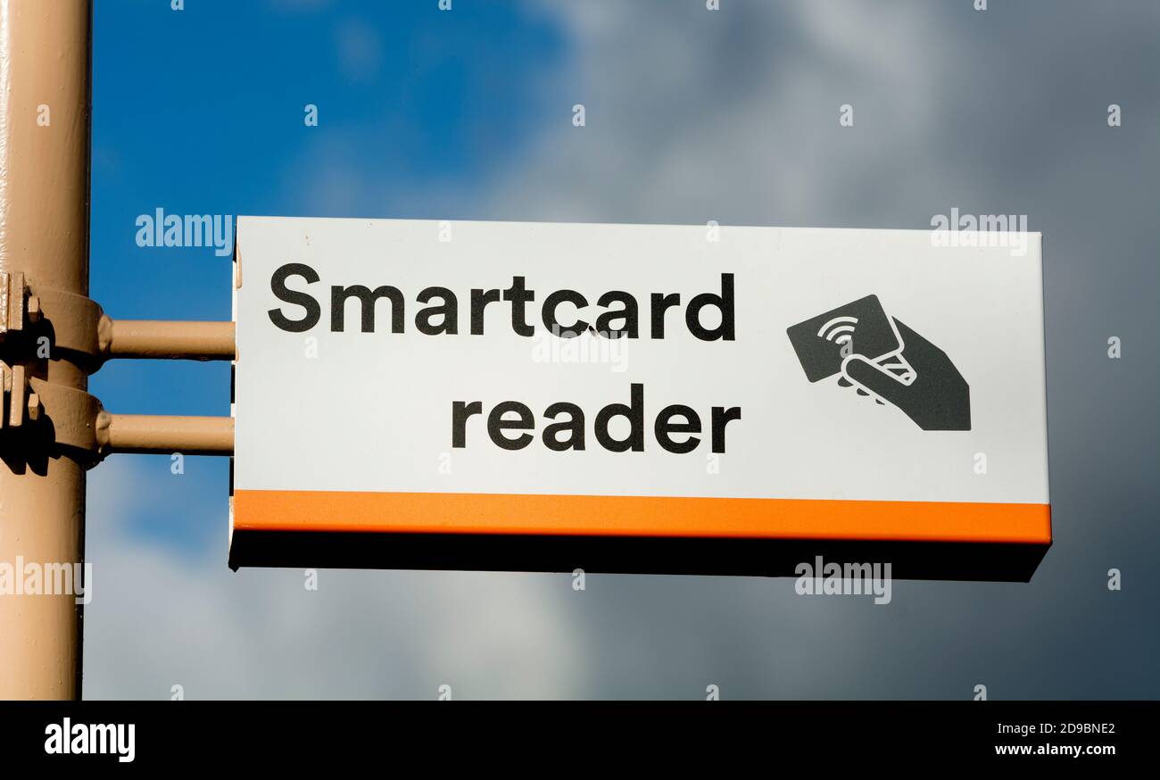 Smartcard hi-res stock photography and images - Alamy