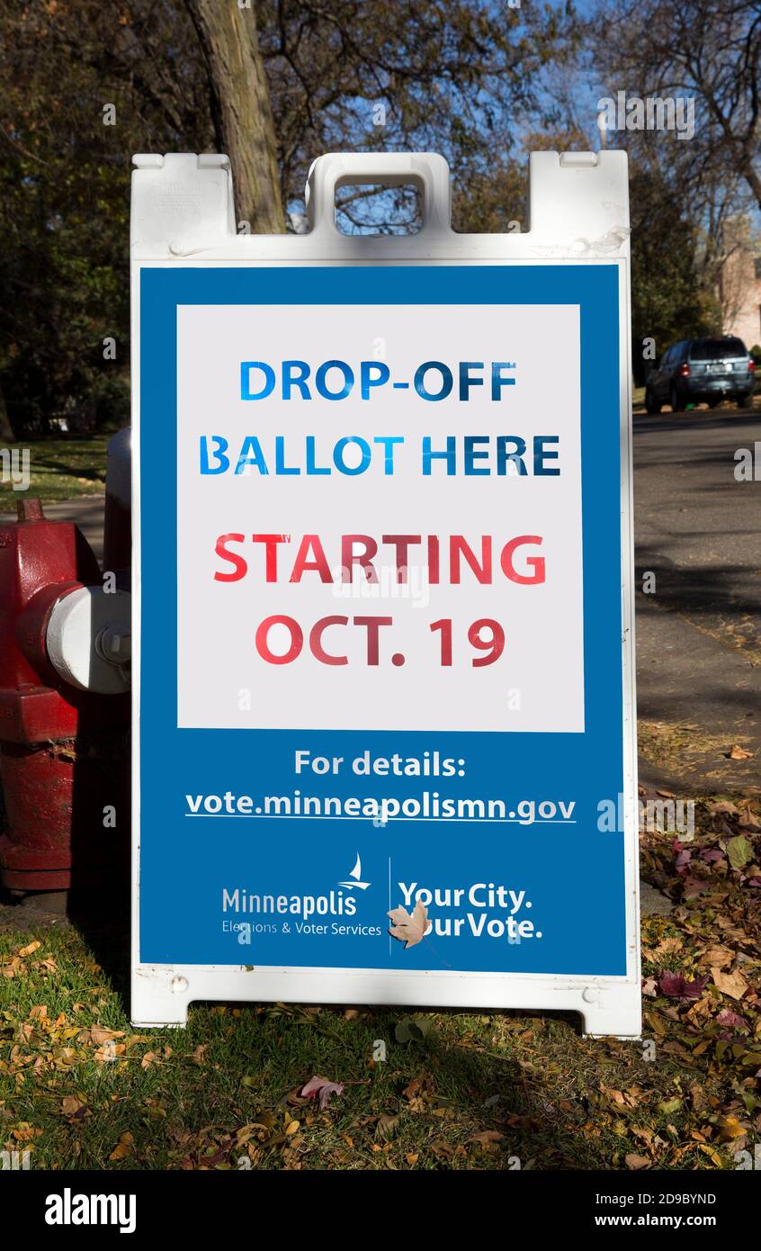 A 2020 Minnesota election sign for dropping off ballots starting October 19 at a neighborhood polling place during the presidential election Stock Photo