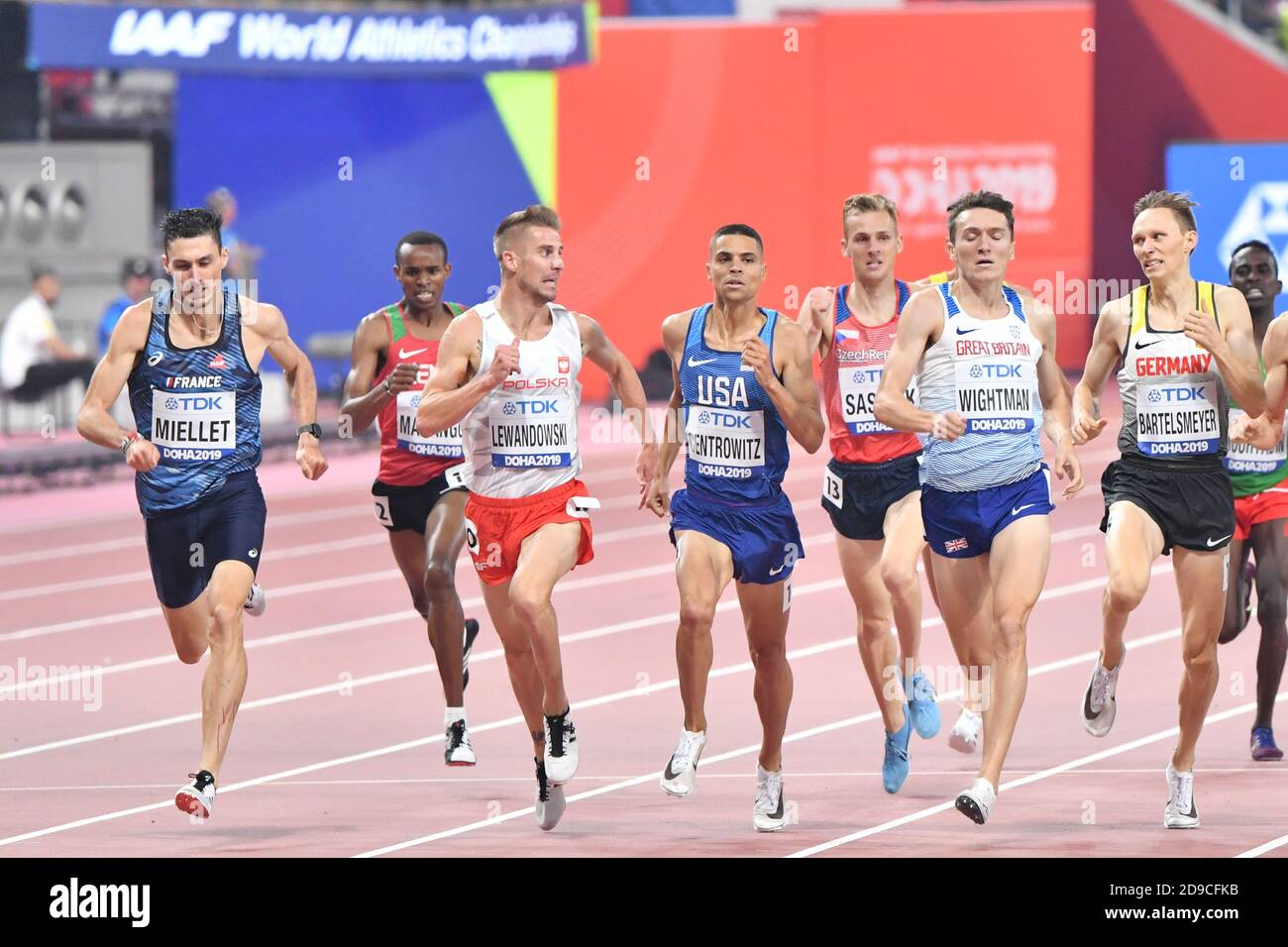 Alexis Miellet, Marcin Lewandowski, Matthew Centrowitz, Jake Wightman, Amos Bartelsmeyer. 1500 metres. IAAF World Athletics Championships, Doha 2019 Stock Photo