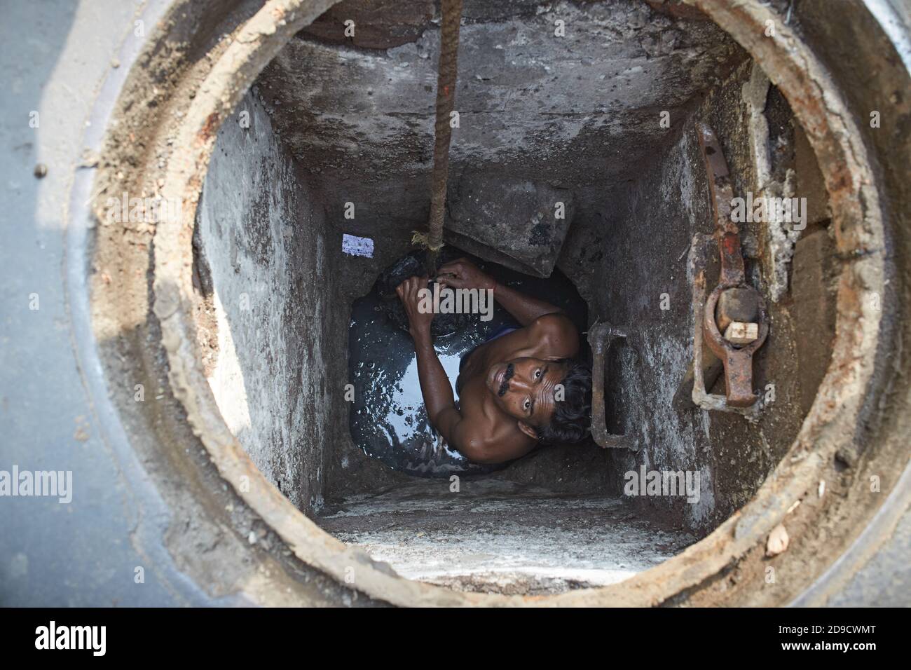 Sewer cleaner hires stock photography and images Alamy