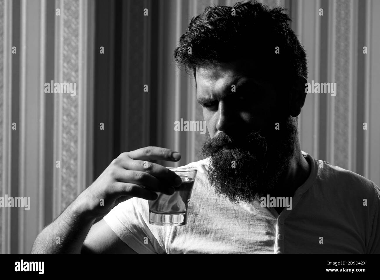 Old man with beard drunk Black and White Stock Photos & Images - Alamy