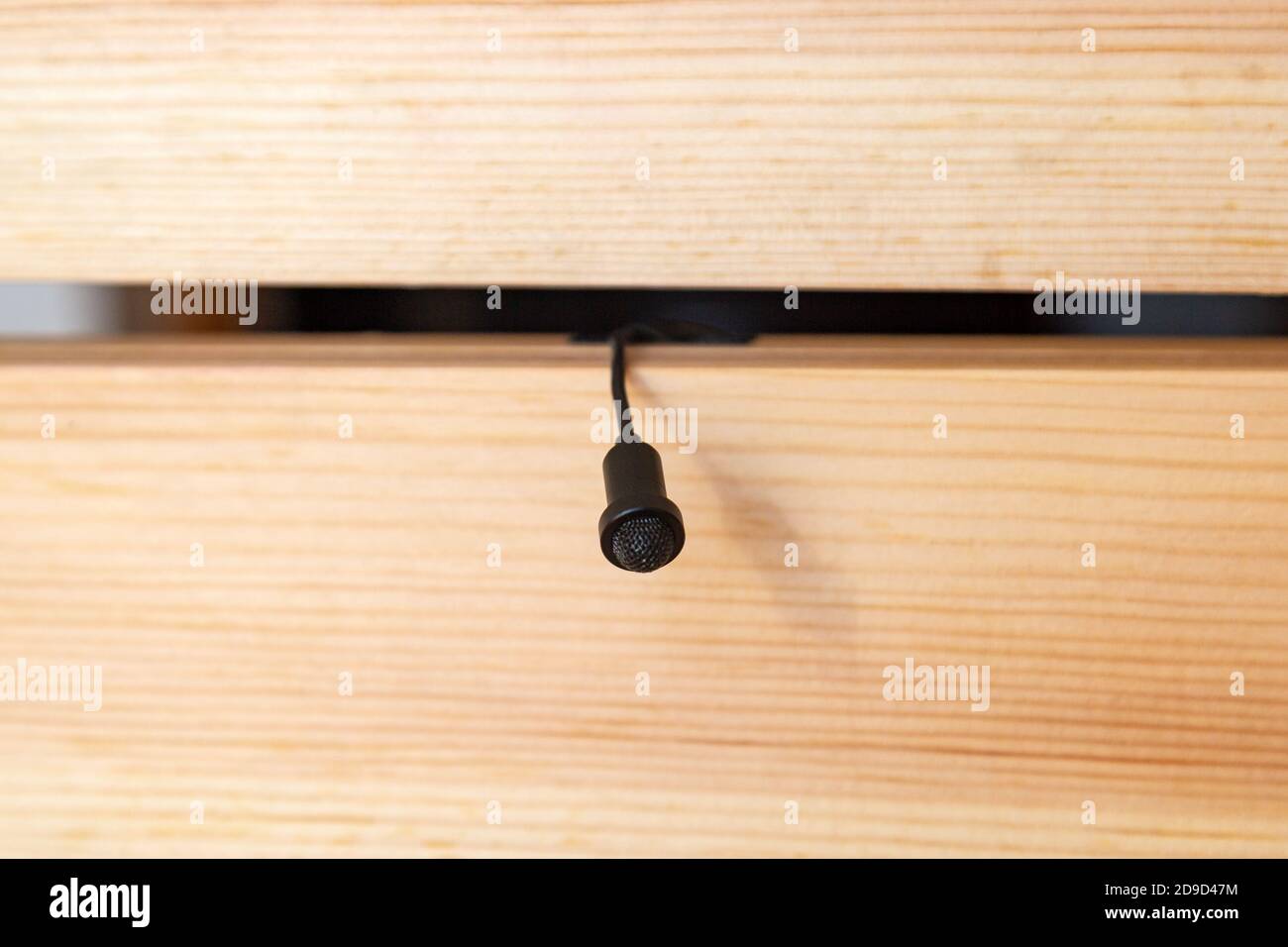 Secret audio listening Installing a secret microphone for surveillance