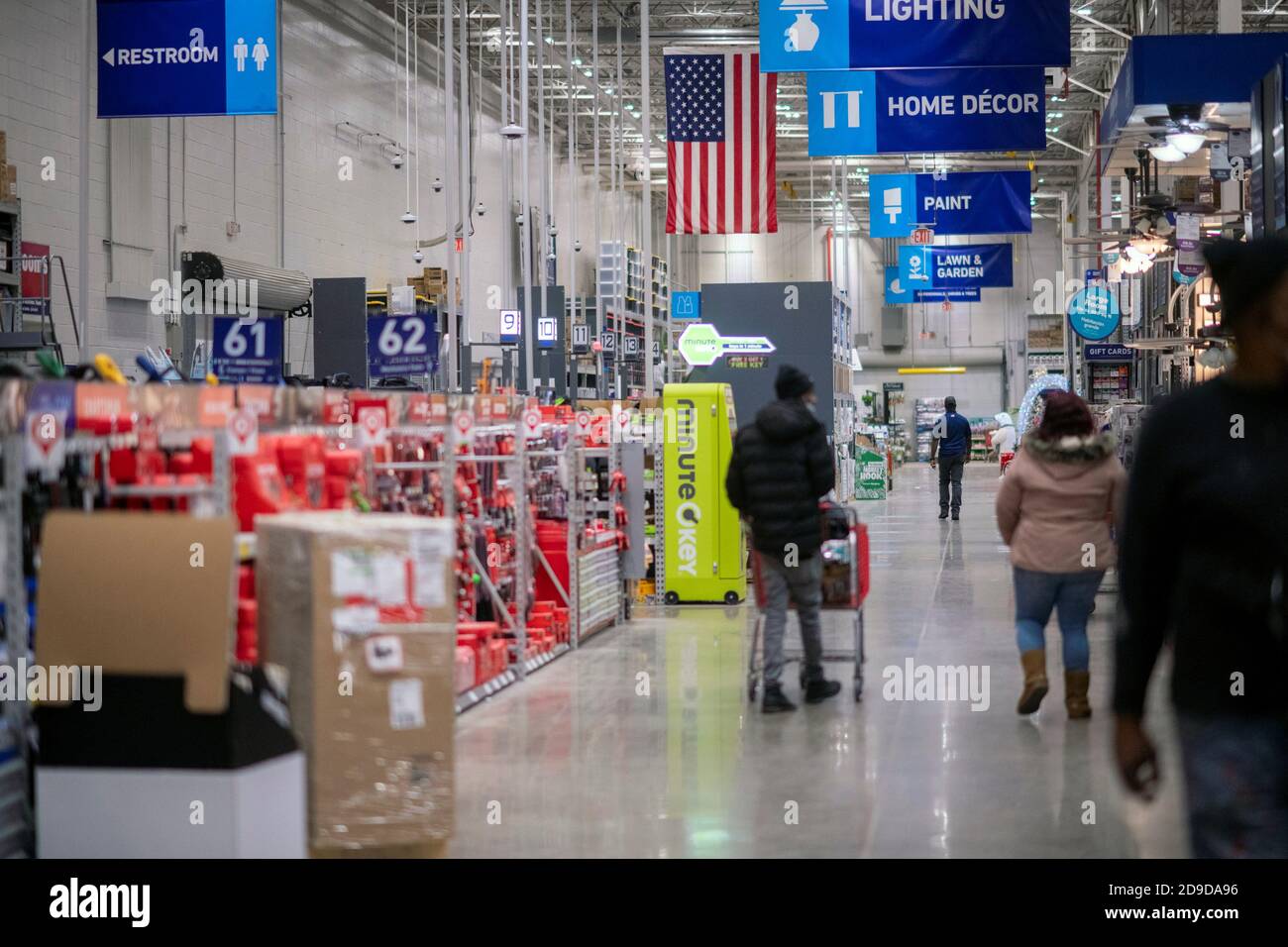 lowe's hardware store