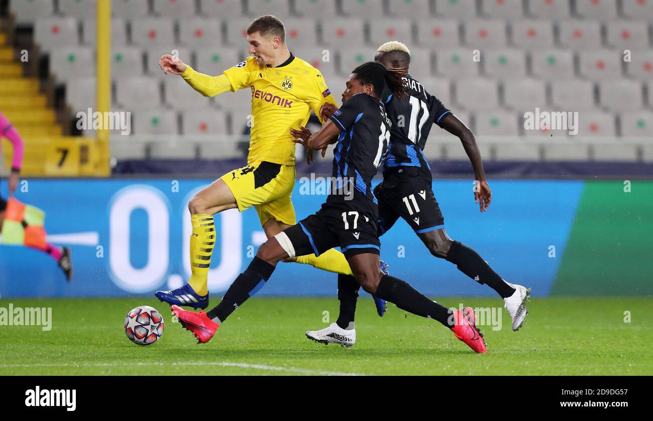 Thomas Meunier of Borussia Dortmund and Simon Deli of Club Brugge during the UEFA Champions League, Group Stage, Group F football match between Club P Stock Photo
