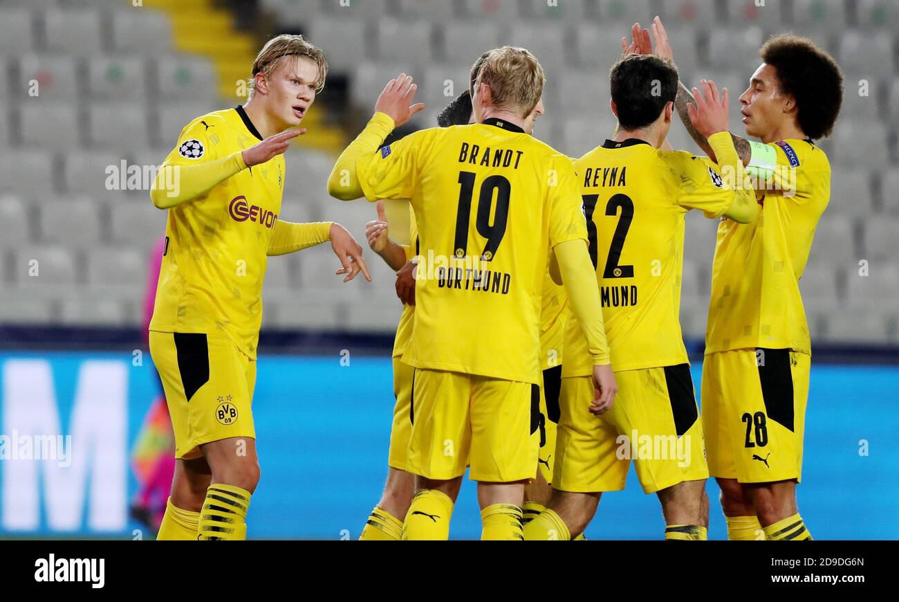 Erling Haaland of Borussia Dortmund celebrates with teammates during the UEFA Champions League, Group Stage, Group F football match between Club Bru P Stock Photo