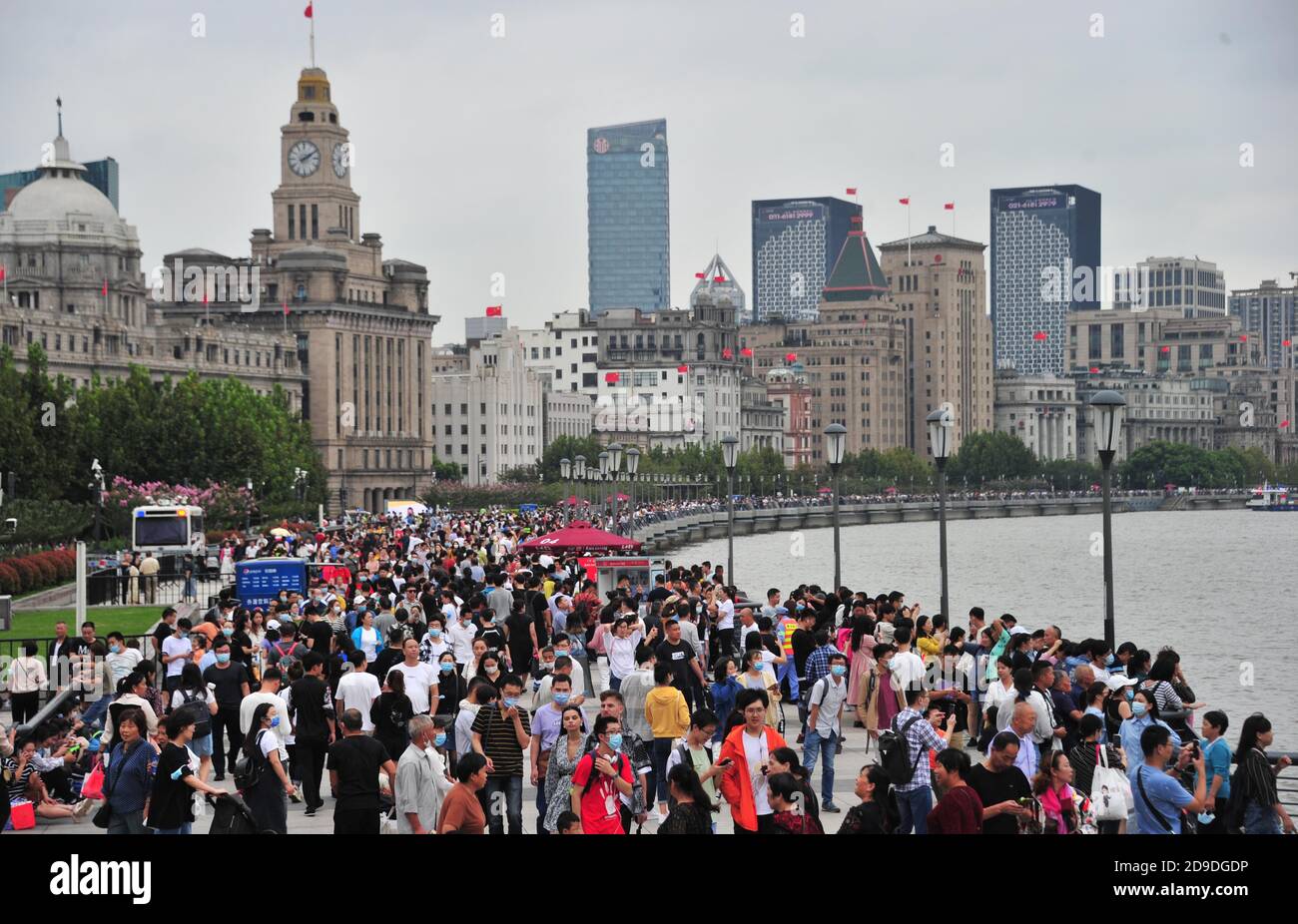 3 shanghai the bund hi-res stock photography and images - Alamy