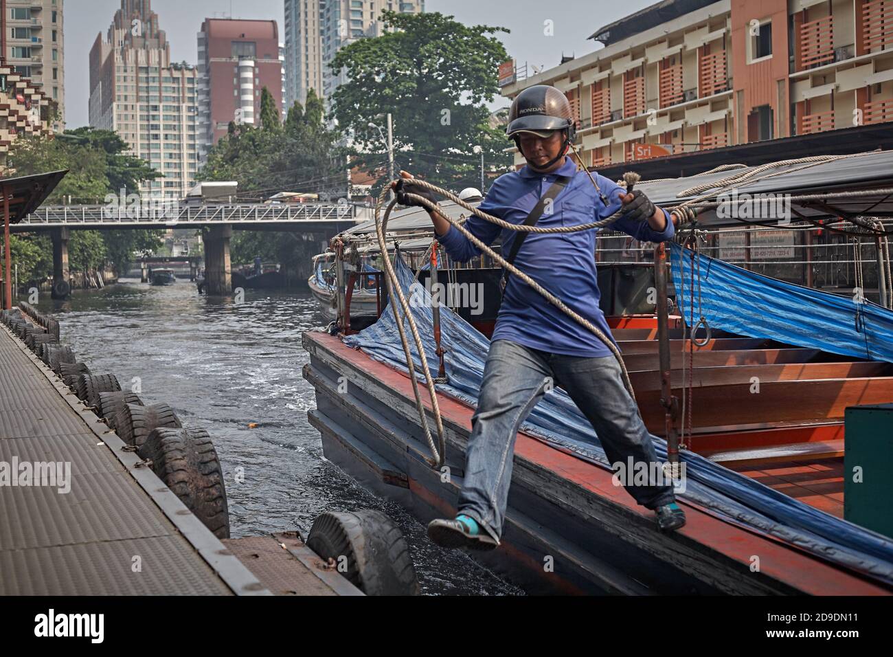 Bangkok, Thailand, March 2106. Fast boat for public transport through the city's canals. Stock Photo