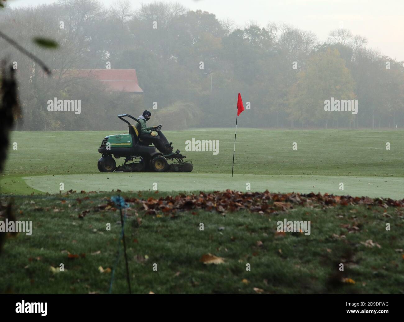 Thorpe wood golf course hires stock photography and images Alamy