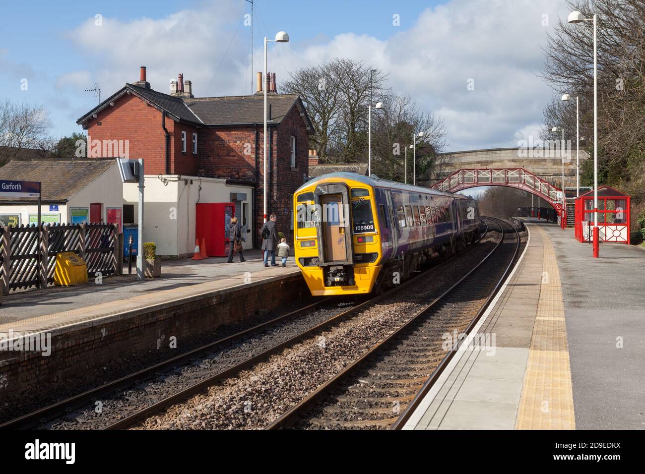 A Class 158 Sprinter DMU standing at Garforth station in West Yorkshire Stock Photo