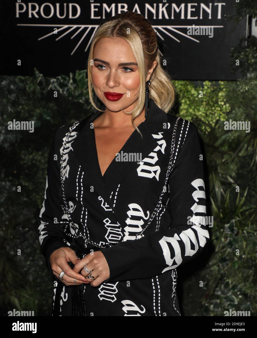 Gabby allen arriving hires stock photography and images Alamy