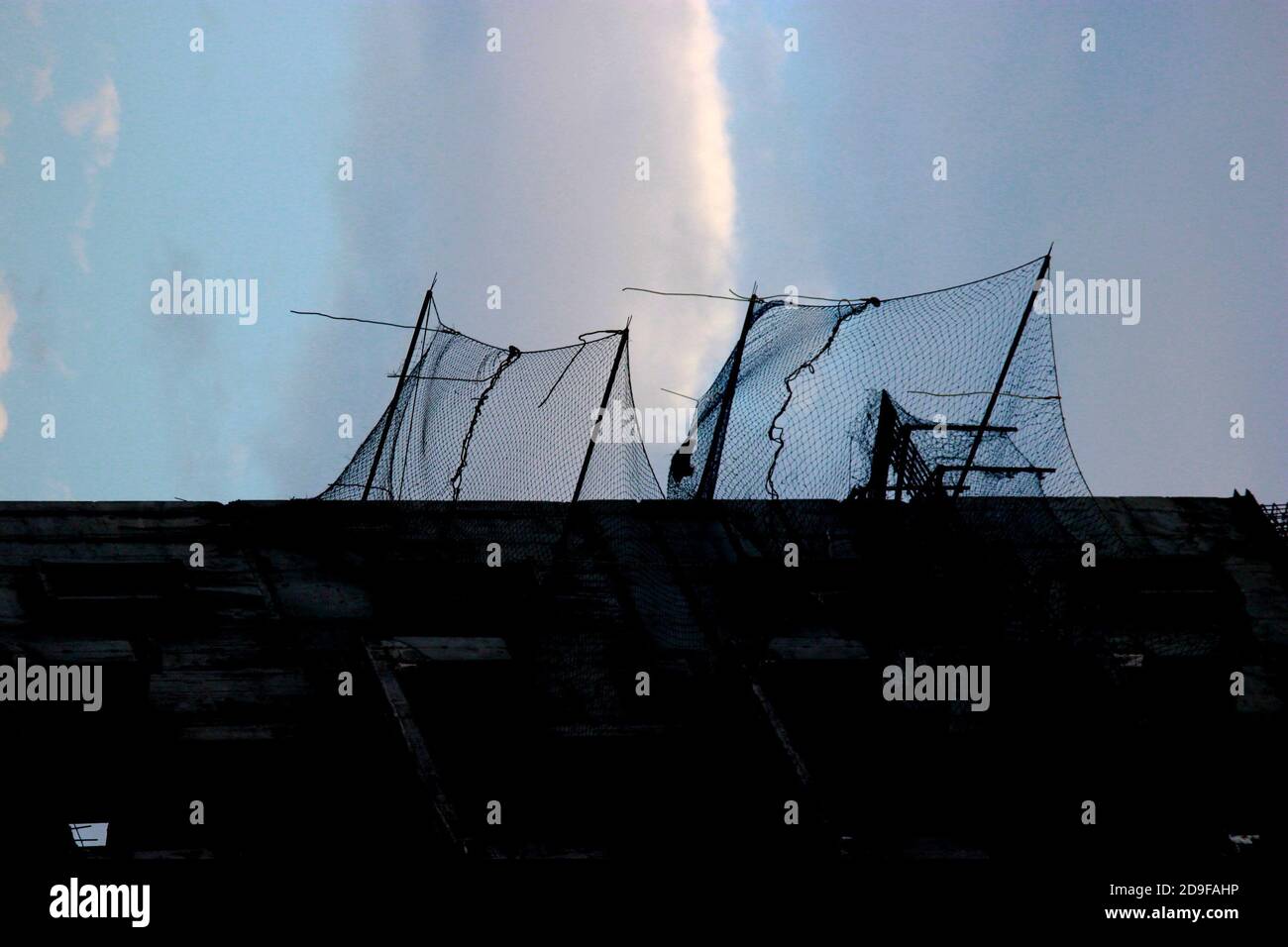 Hectic Mesh Rcc walls hi-res stock photography and images - Alamy