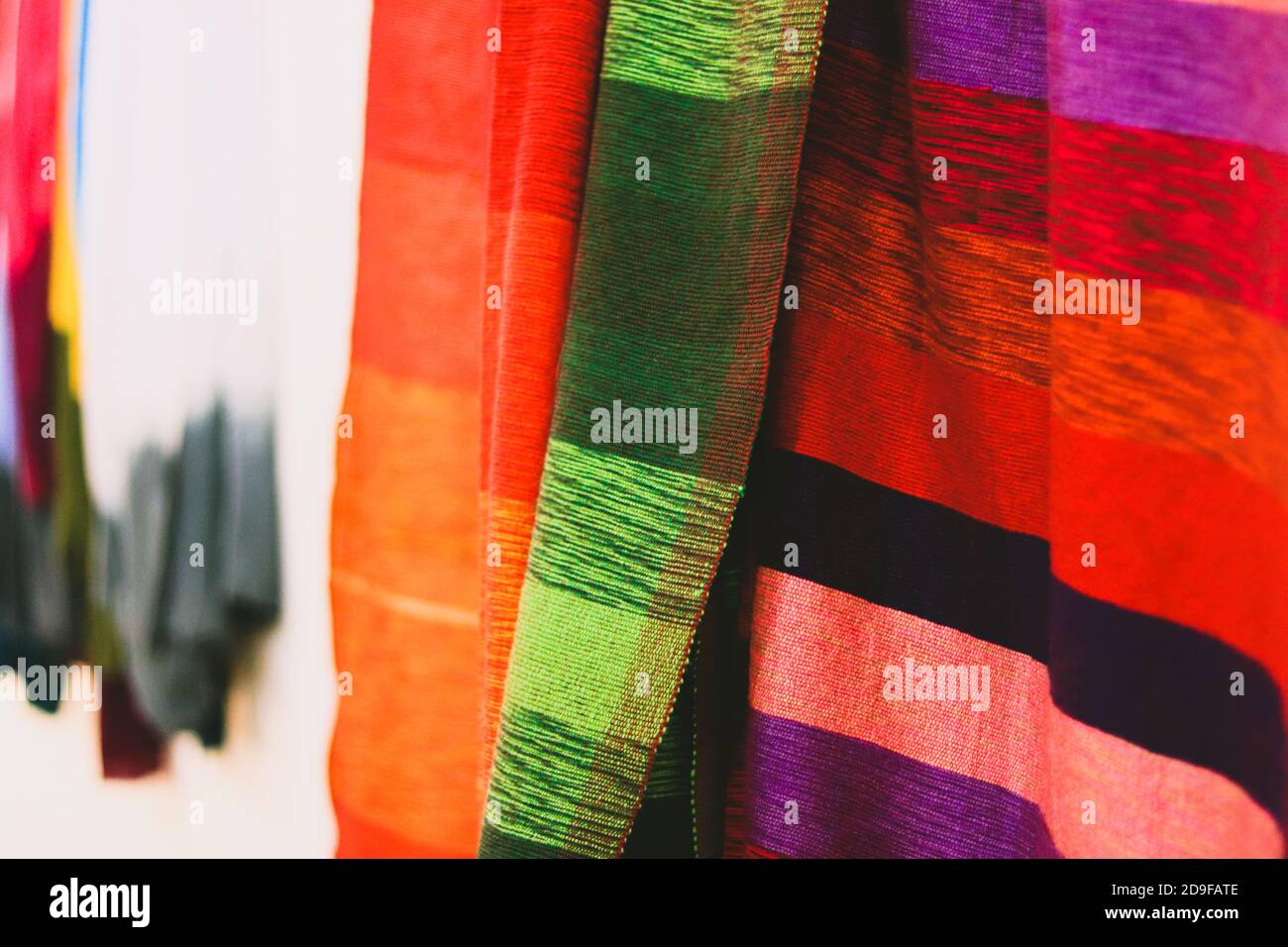 African woven cloth fabric hi-res stock photography and images - Alamy