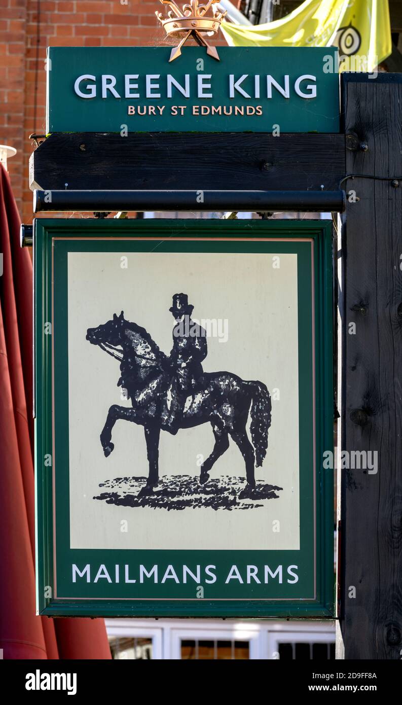 Traditional Hanging Pub Sign at The Mailmans Arms - public house - High Street, Lyndhurst, New Forest, Hampshire, England,, UK Stock Photo