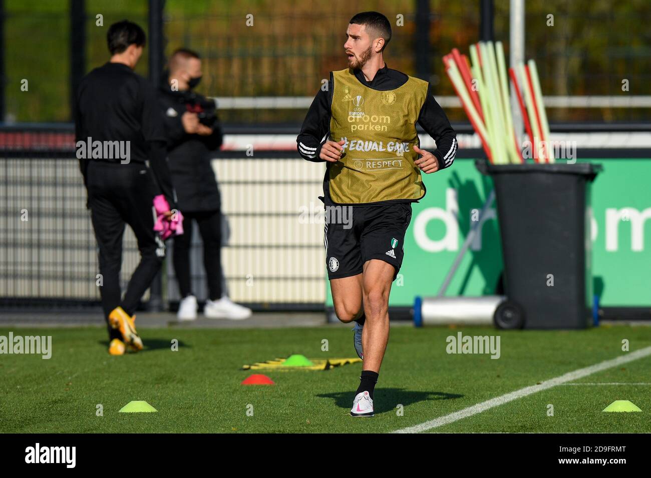 Why was Marcos Senesi called up to the Argentina squad? Why was Marcos Senesi called up to the Argentina squad?
