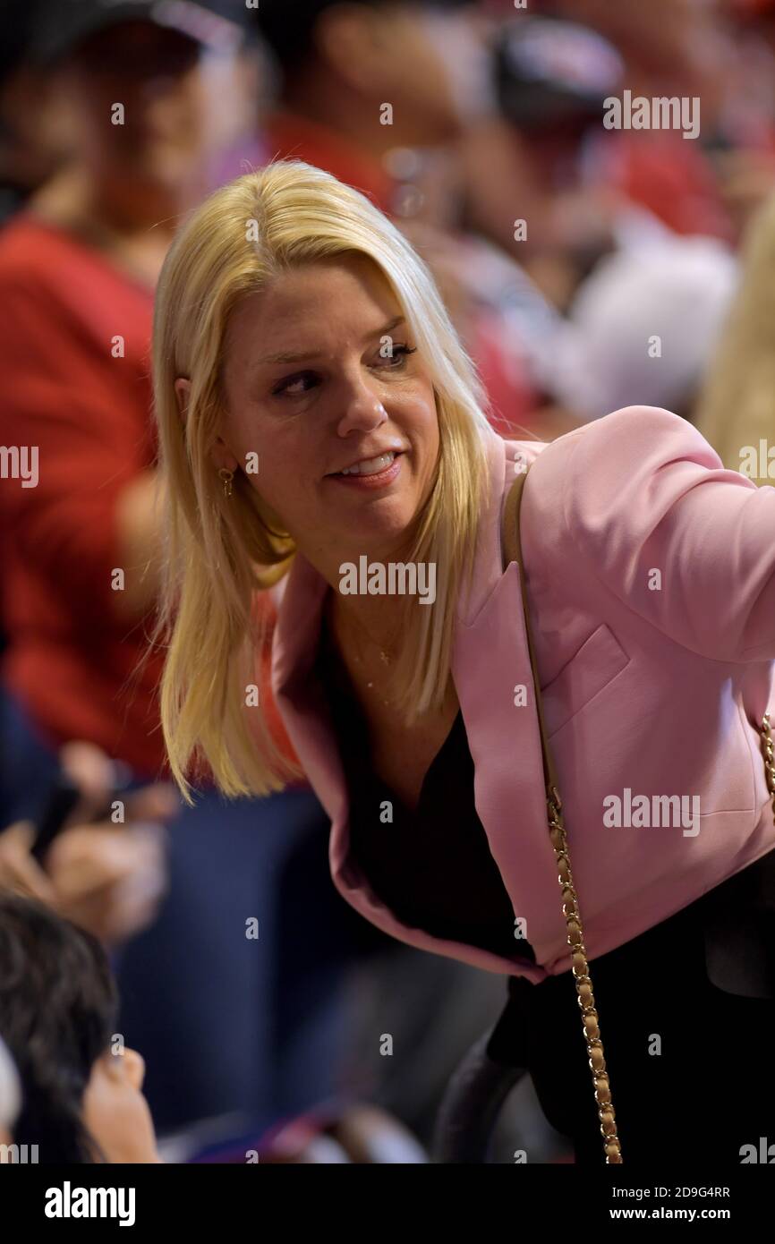 Attorney general pam bondi republican hi-res stock photography and