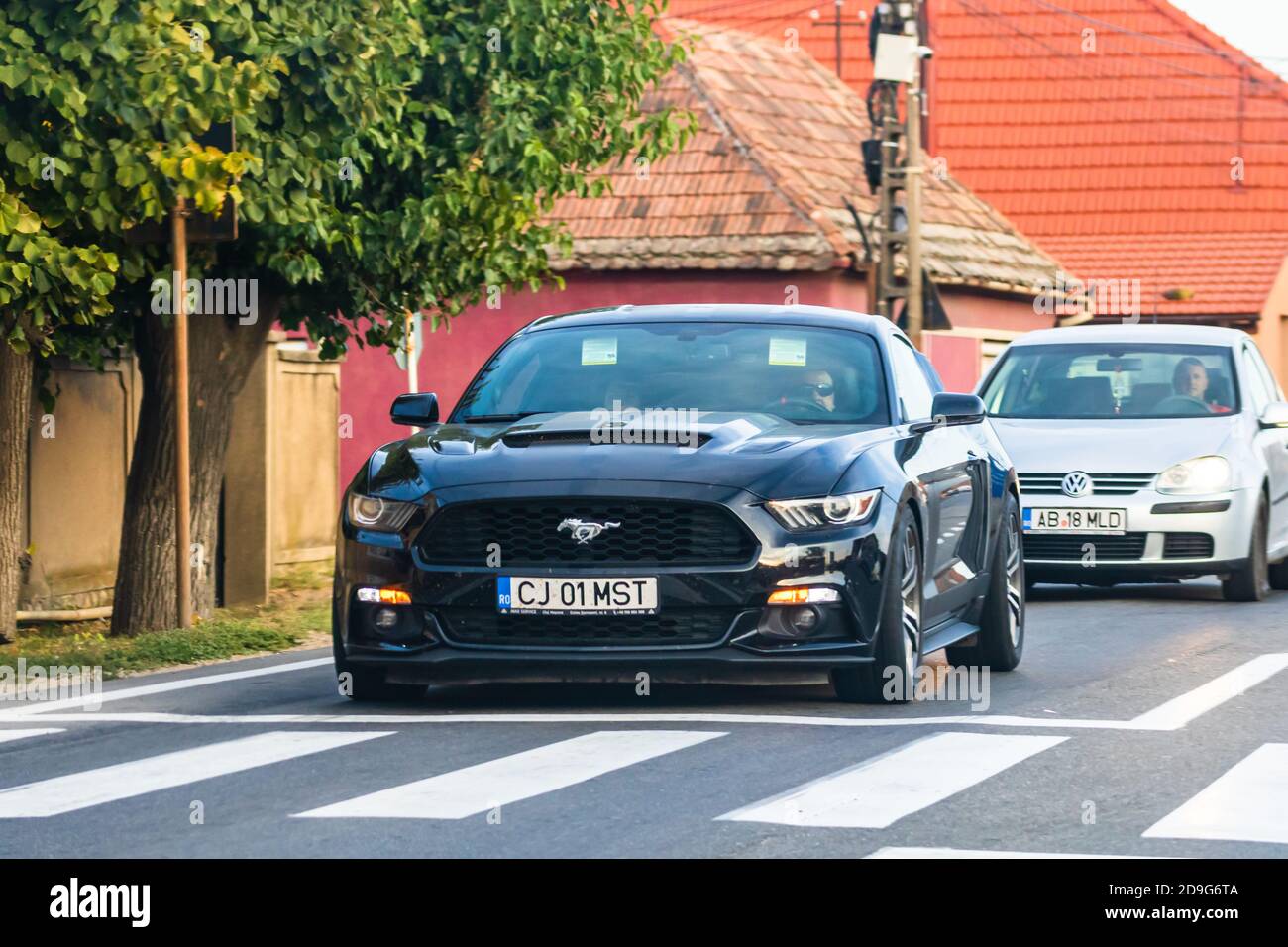 Bordeaux Aquitaine France 06 14 2020 : Ford Mustang Carro Da