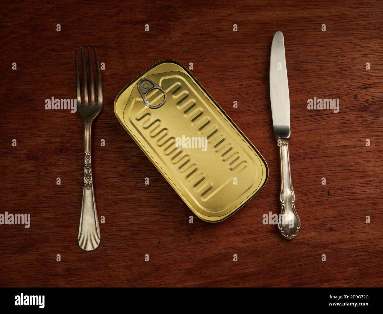 Different types of cans with prepared foods for consumption, vegetables