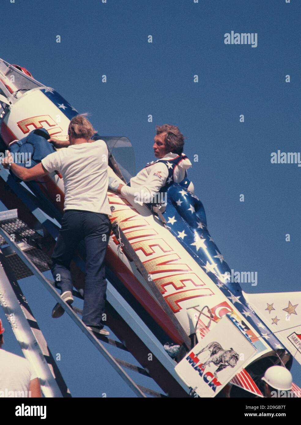 Evel Kneivel prepares for his  jump across the Sbnake River Canyon on  September 8, 1974 Photo by Dennis Brack bb73 Stock Photo