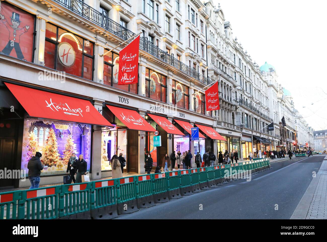 Hamleys toy shop on Regents Street busy wth Christmas shoppers the day
