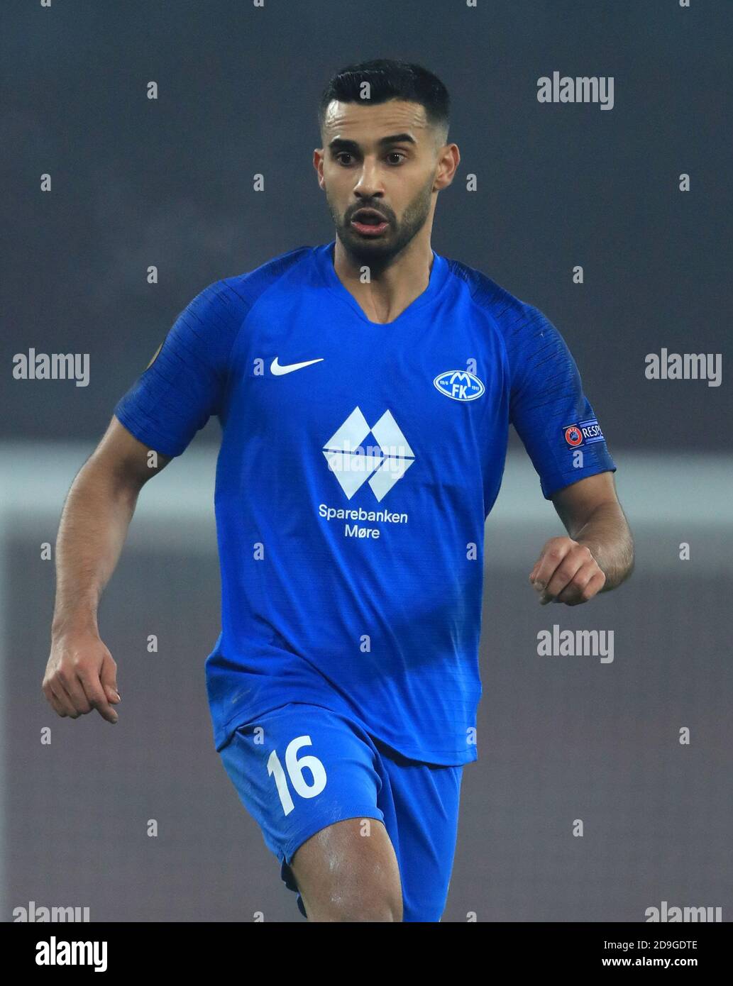 Etzaz hussain hires stock photography and images Alamy