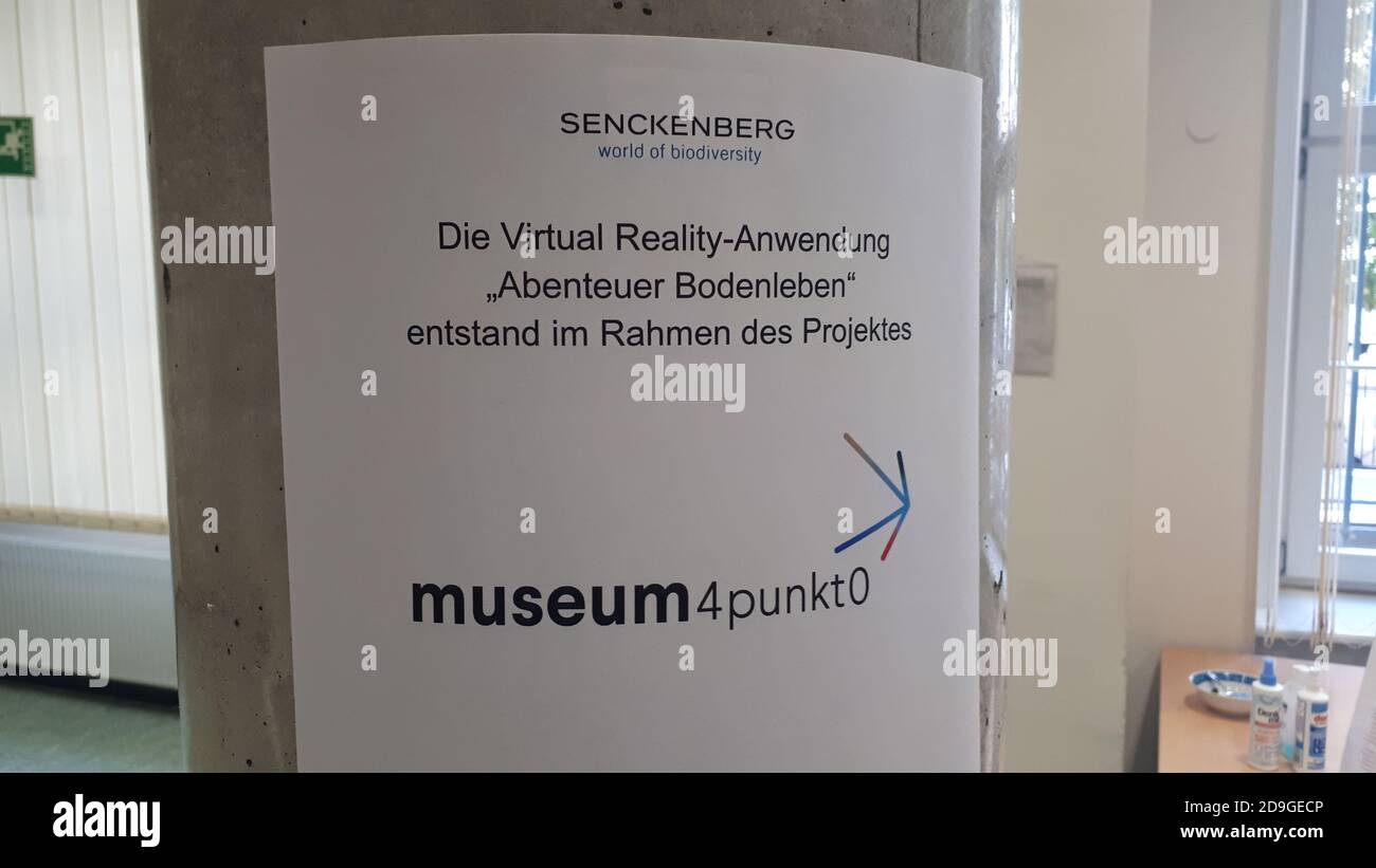 Virtual-Reality-Anwendung „Abenteuer Bodenleben“ im Rahmen Museum 4punkt0 im Senckenberg Naturkunde Museum Görlitz am 22.10.2020 Stock Photo