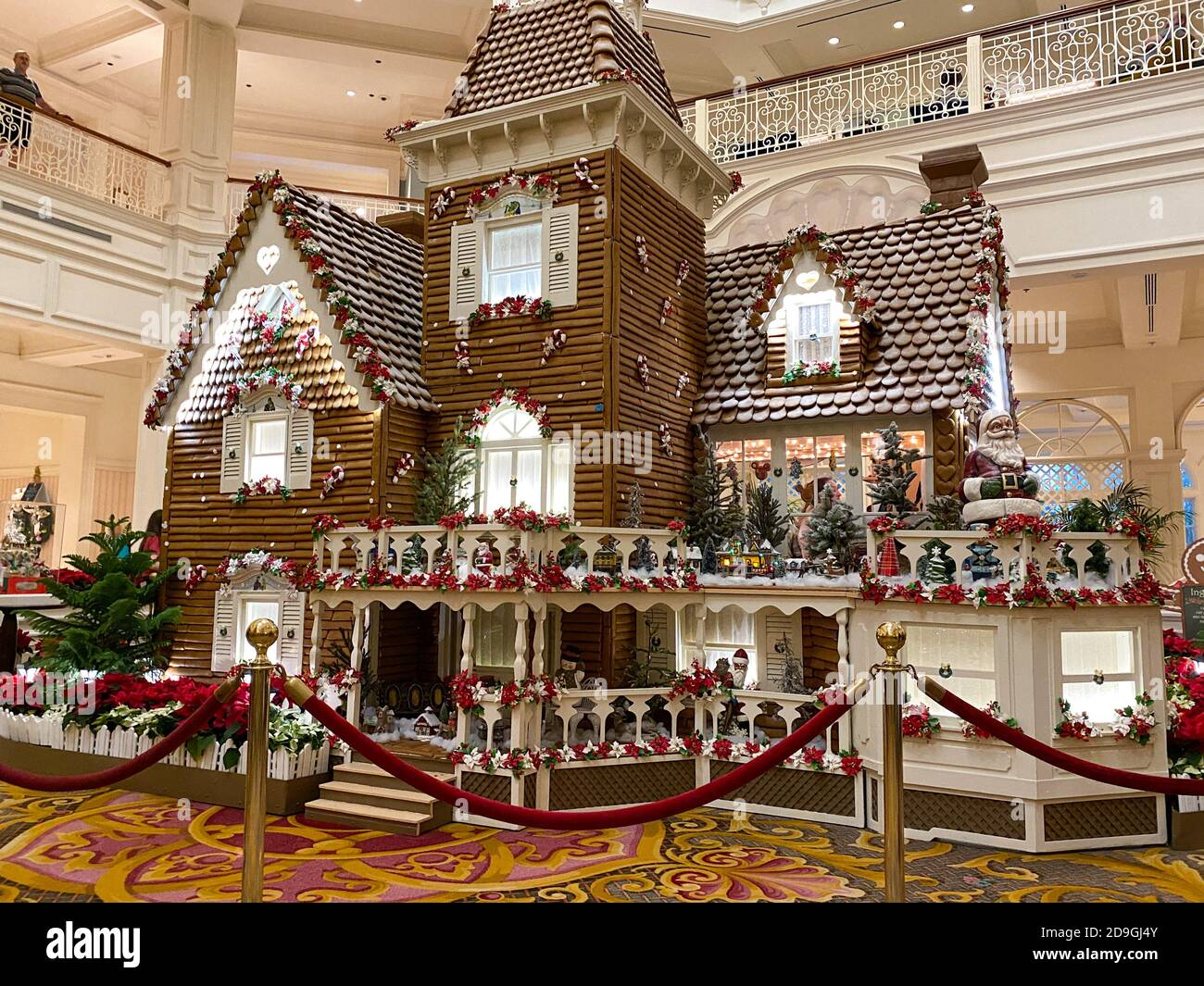 World Gingerbread Grand Disney Decorate For Christmas