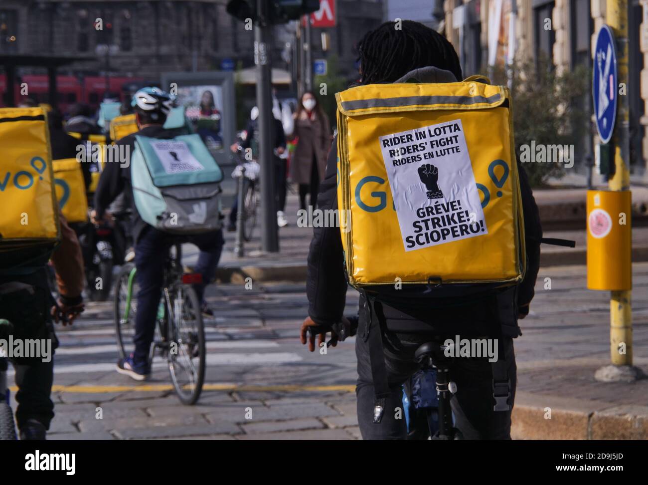 Milan, Italy. 05th Nov, 2020. The Milanese riders, in Duomo square 
