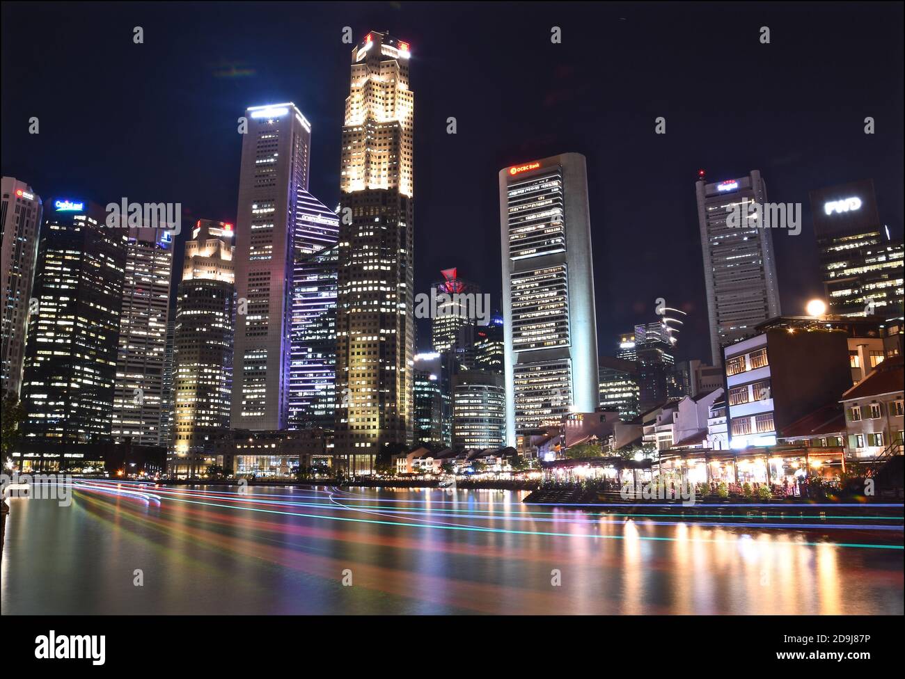 Night view boat quay hi-res stock photography and images - Alamy