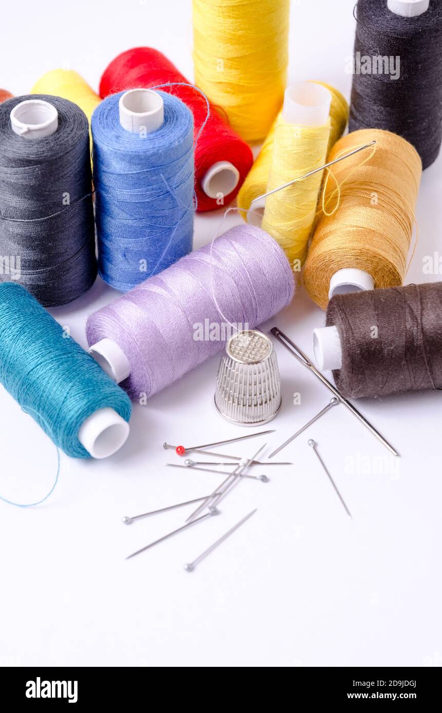 Close up threads hi-res stock photography and images - Alamy