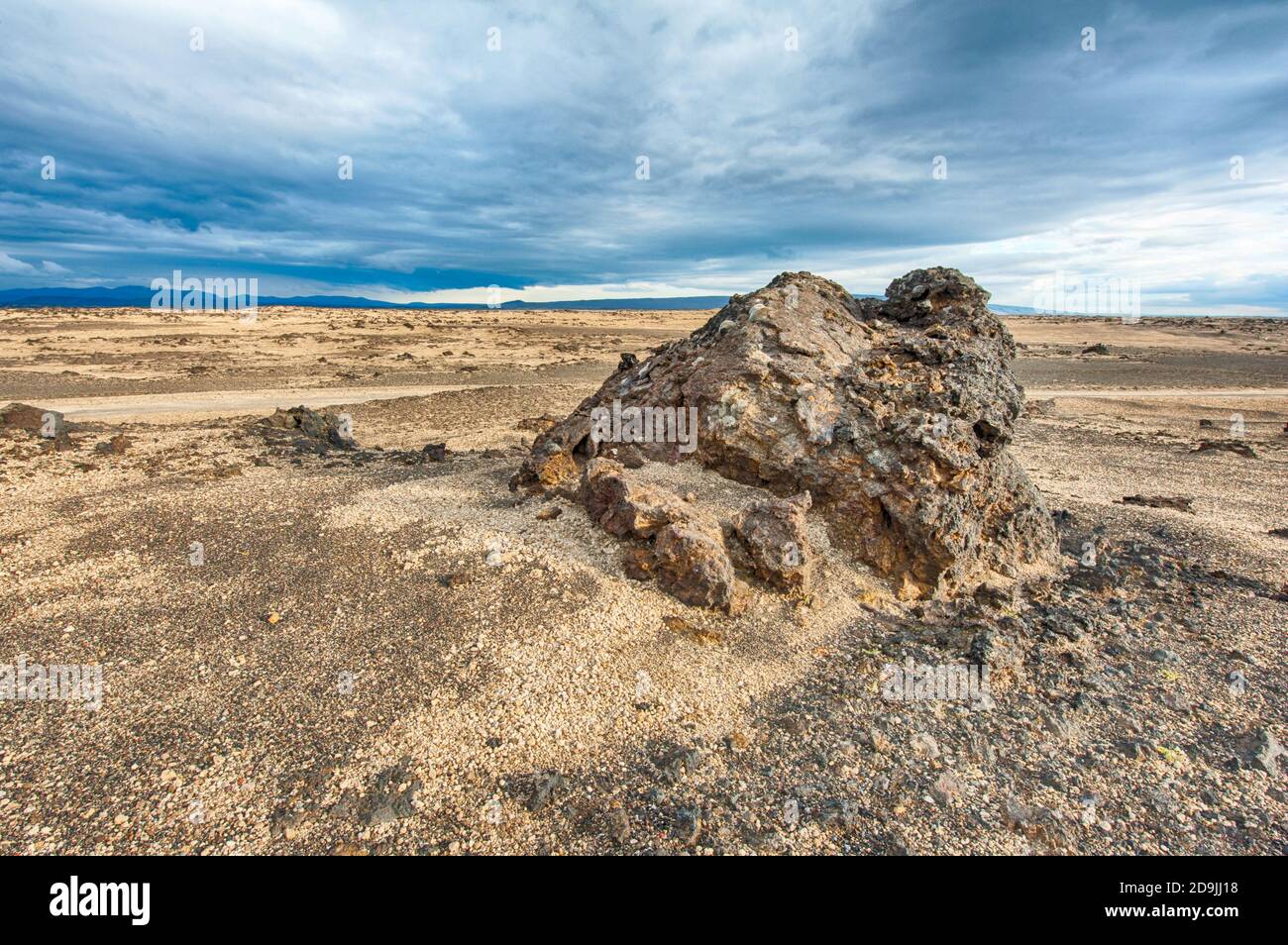 Volcanic Moon Rocks Vast volcanic moon like hi-res stock photography and images - Alamy