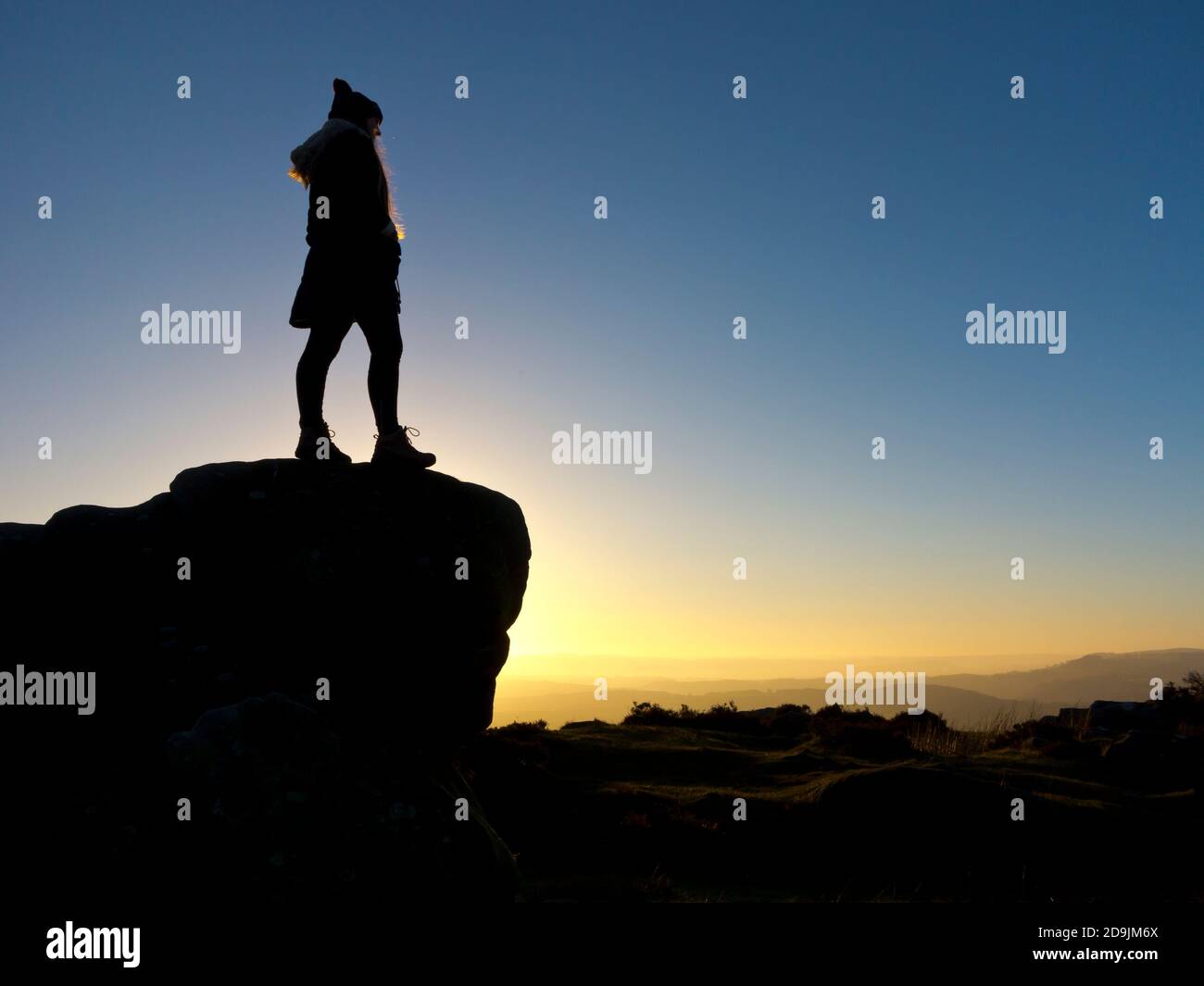 Girl hiker silhouette hi-res stock photography and images - Alamy
