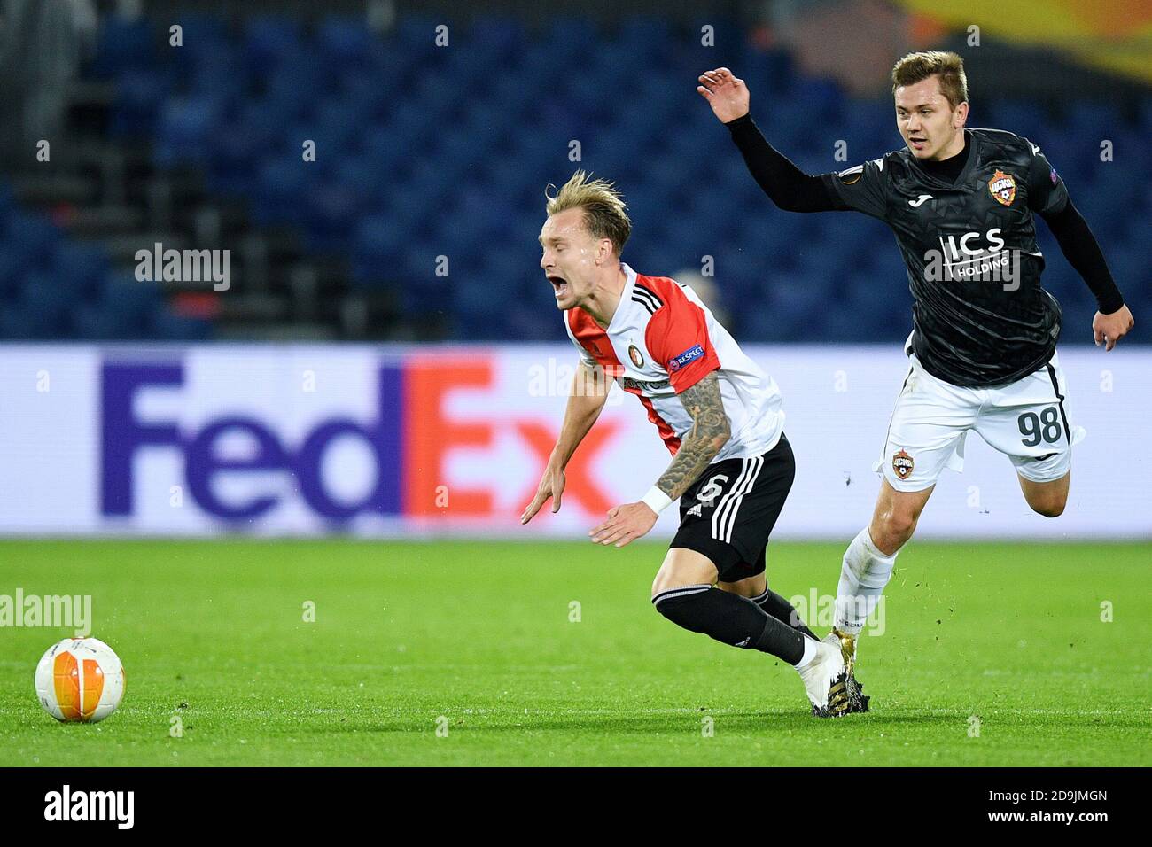 Rotterdam, The Netherlands. 5th Nov, 2020. Mark Diemers of Feyenoord, Ivan Oblyakov of CSKA Moskva during the UEFA Europa League, Group Stage, Group K football match between Feyenoord and CSKA Moskva on november 5, 2020 at De Kuip stadium in Rotterdam, The Netherlands - Photo Yannick Verhoeven/Orange Pictures/DPPI/LM Credit: Paola Benini/Alamy Live News Stock Photo