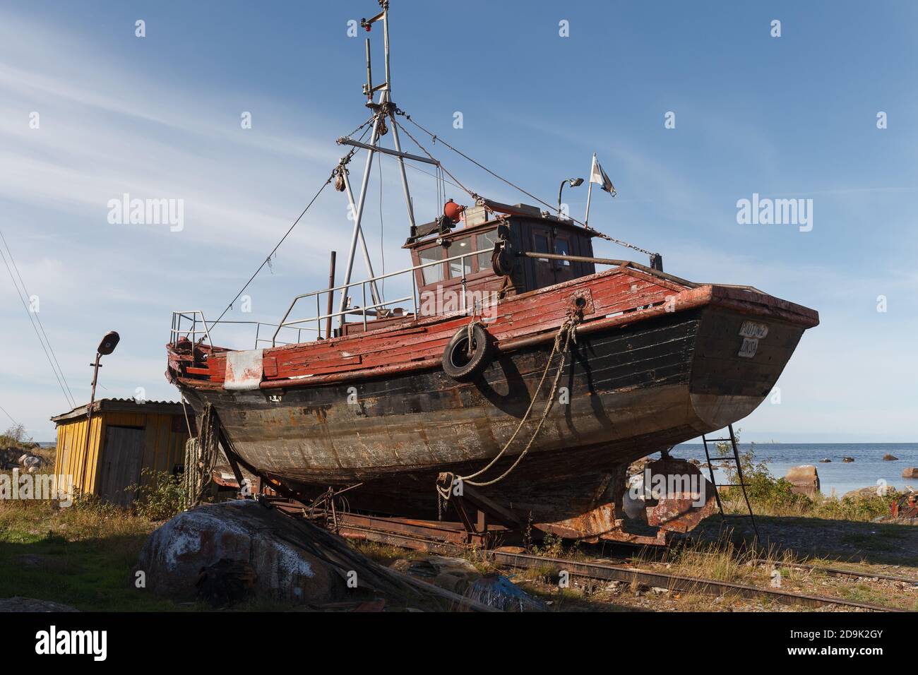 Old wooden ship aground hi-res stock photography and images - Alamy