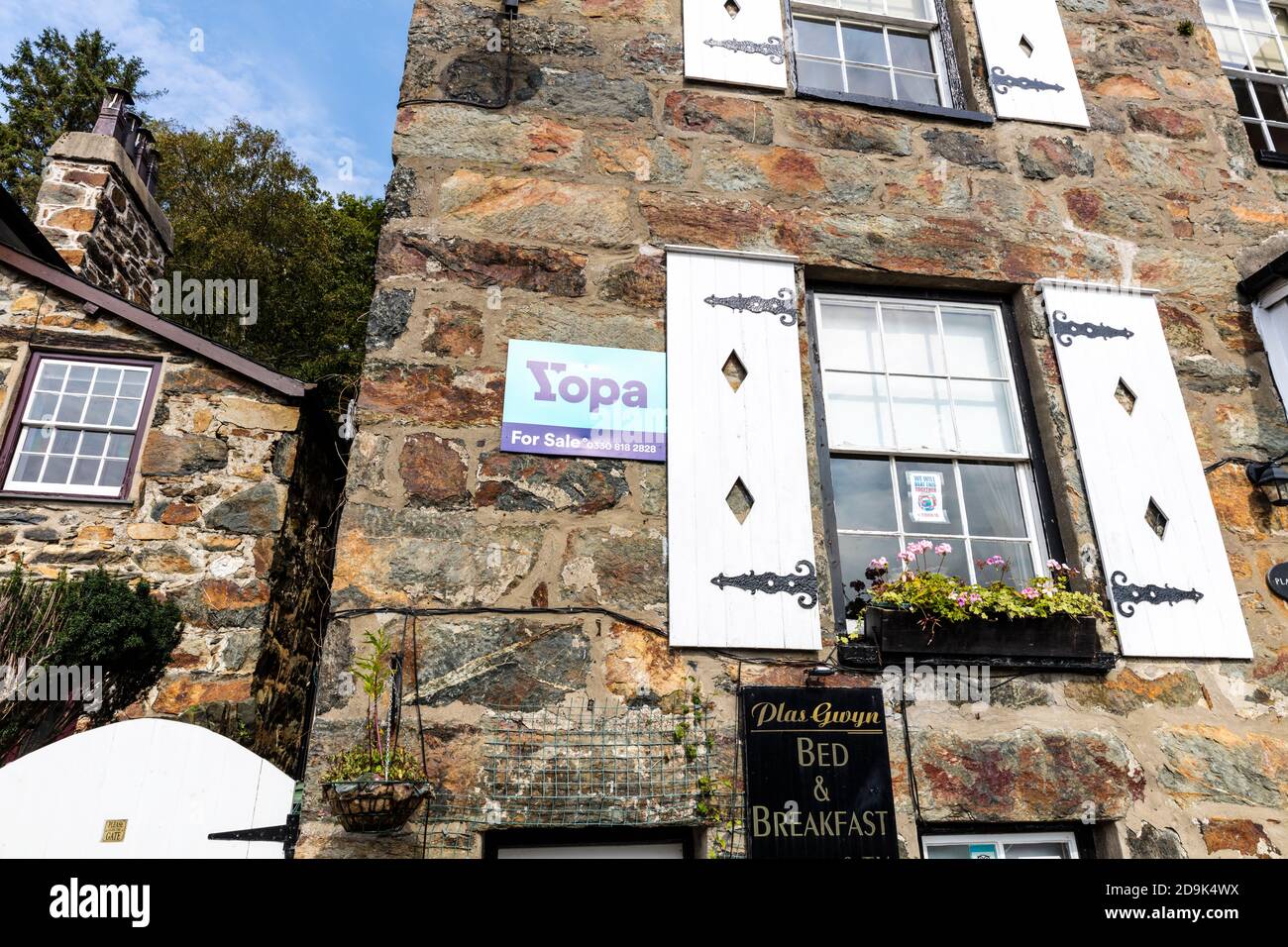 Yopa sale sign hires stock photography and images Alamy